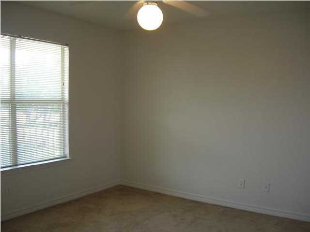 FLOROSA DEL MAR - Residential Lease