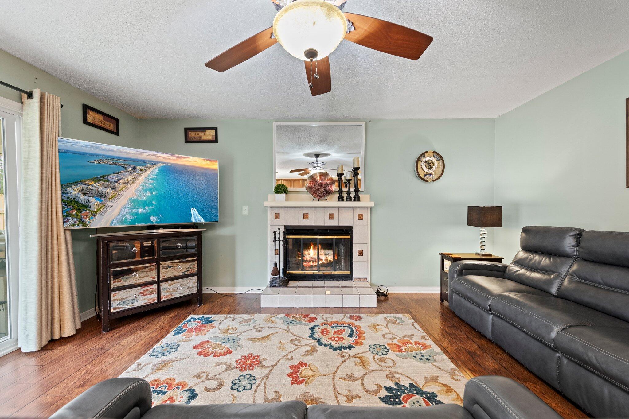 WYNNEHAVEN BEACH PATIO HOMES 1 - Residential