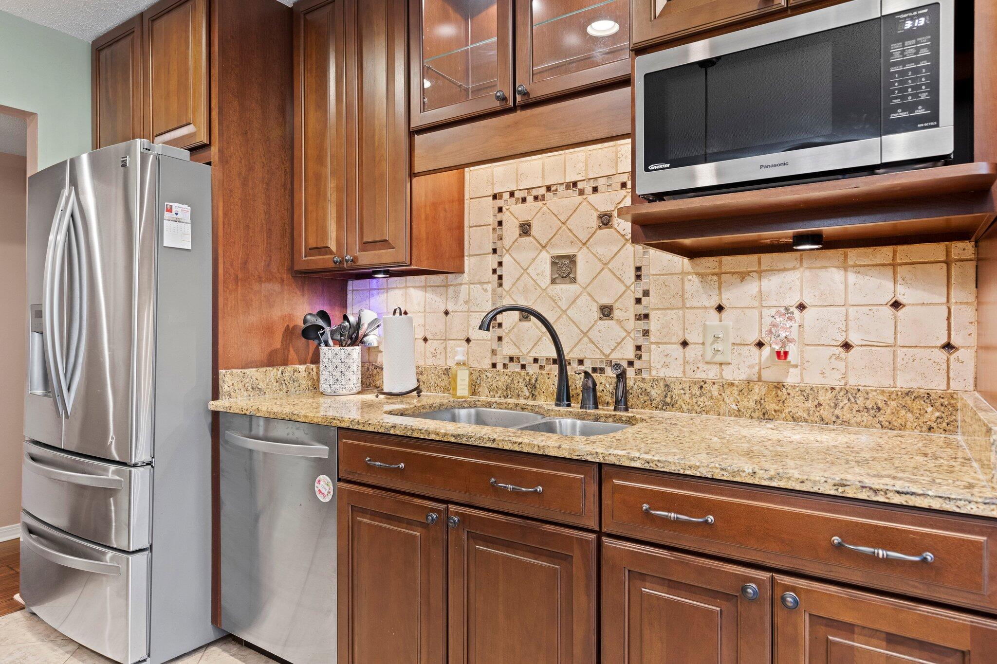 WYNNEHAVEN BEACH PATIO HOMES 1 - Residential