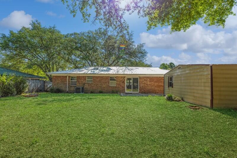 REGENCY PARK - Residential