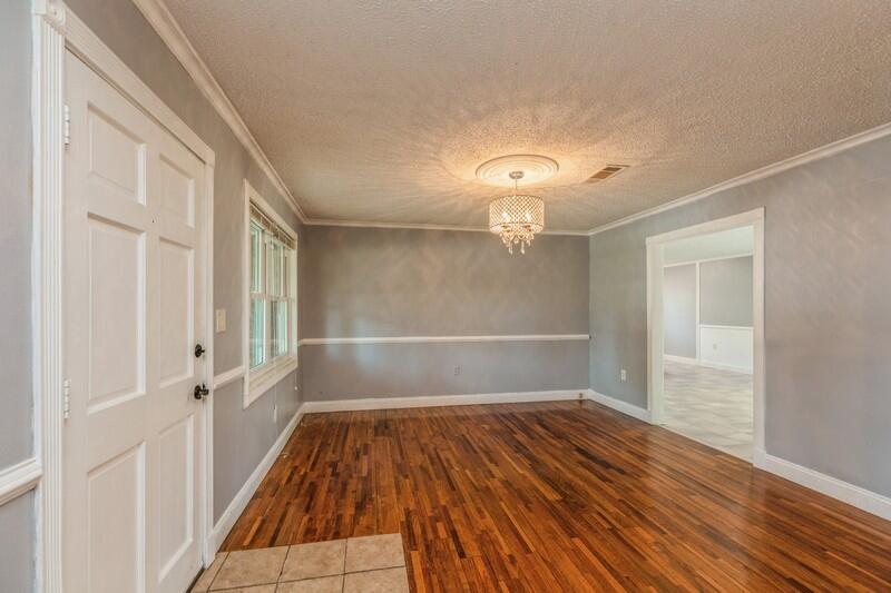 REGENCY PARK - Residential