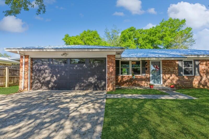 REGENCY PARK - Residential