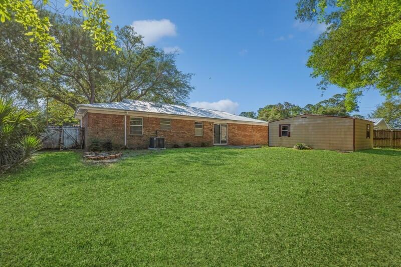 REGENCY PARK - Residential
