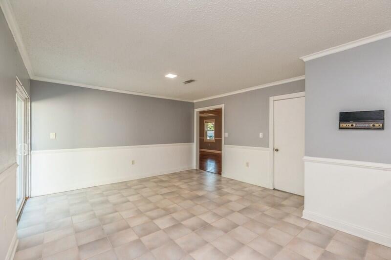 REGENCY PARK - Residential