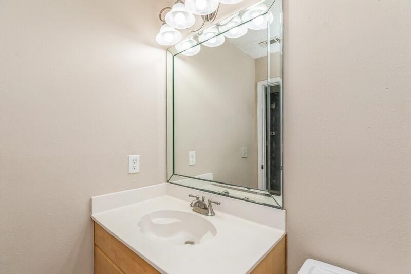 REGENCY PARK - Residential