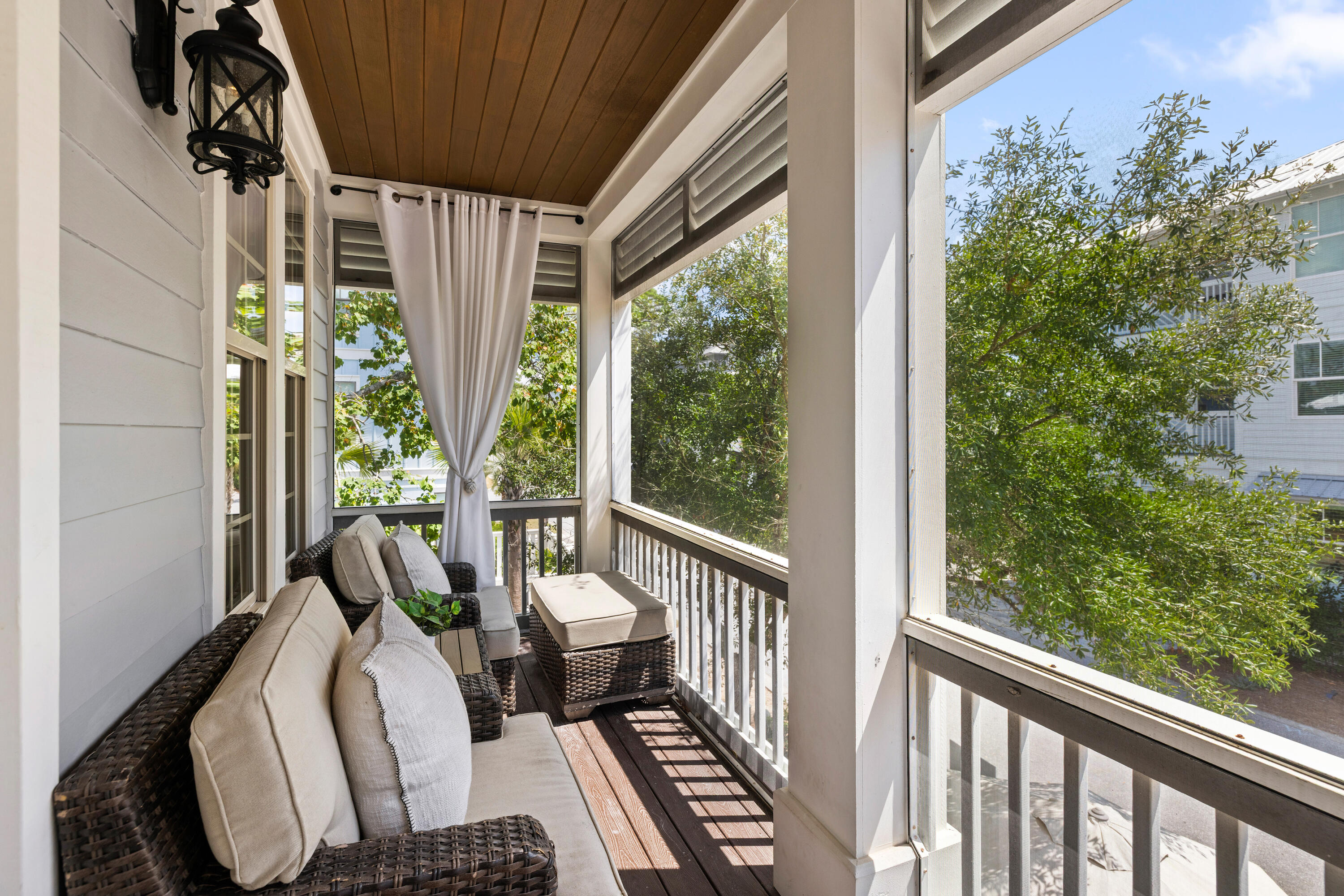 TREETOP VILLAGE - Residential