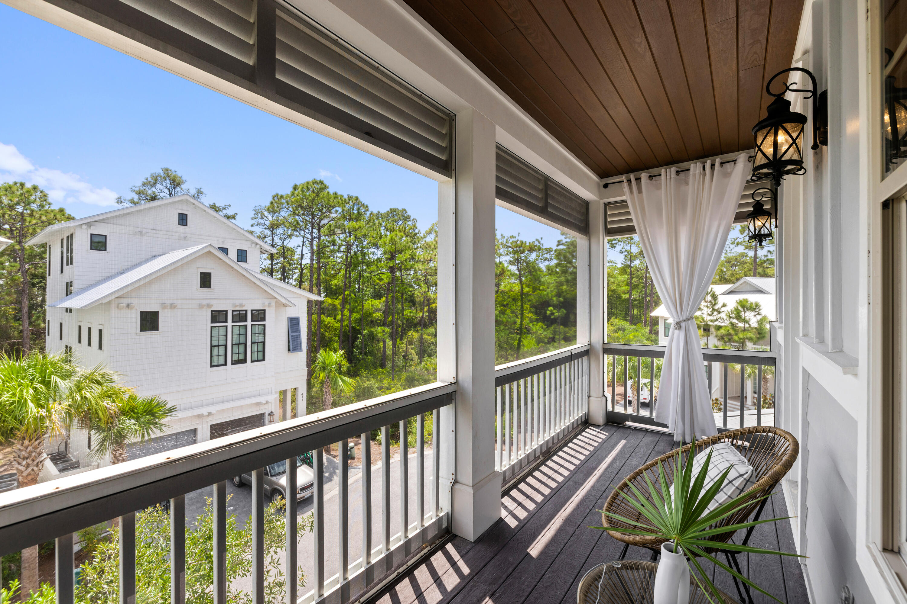 TREETOP VILLAGE - Residential