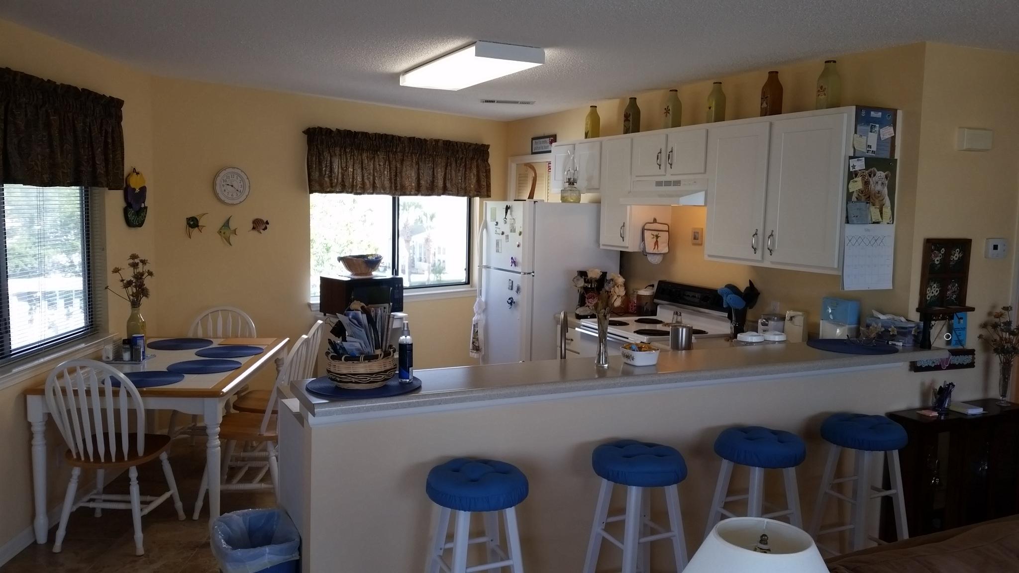 CRYSTAL VILLAGE 2 CONDO PH 2 - Residential