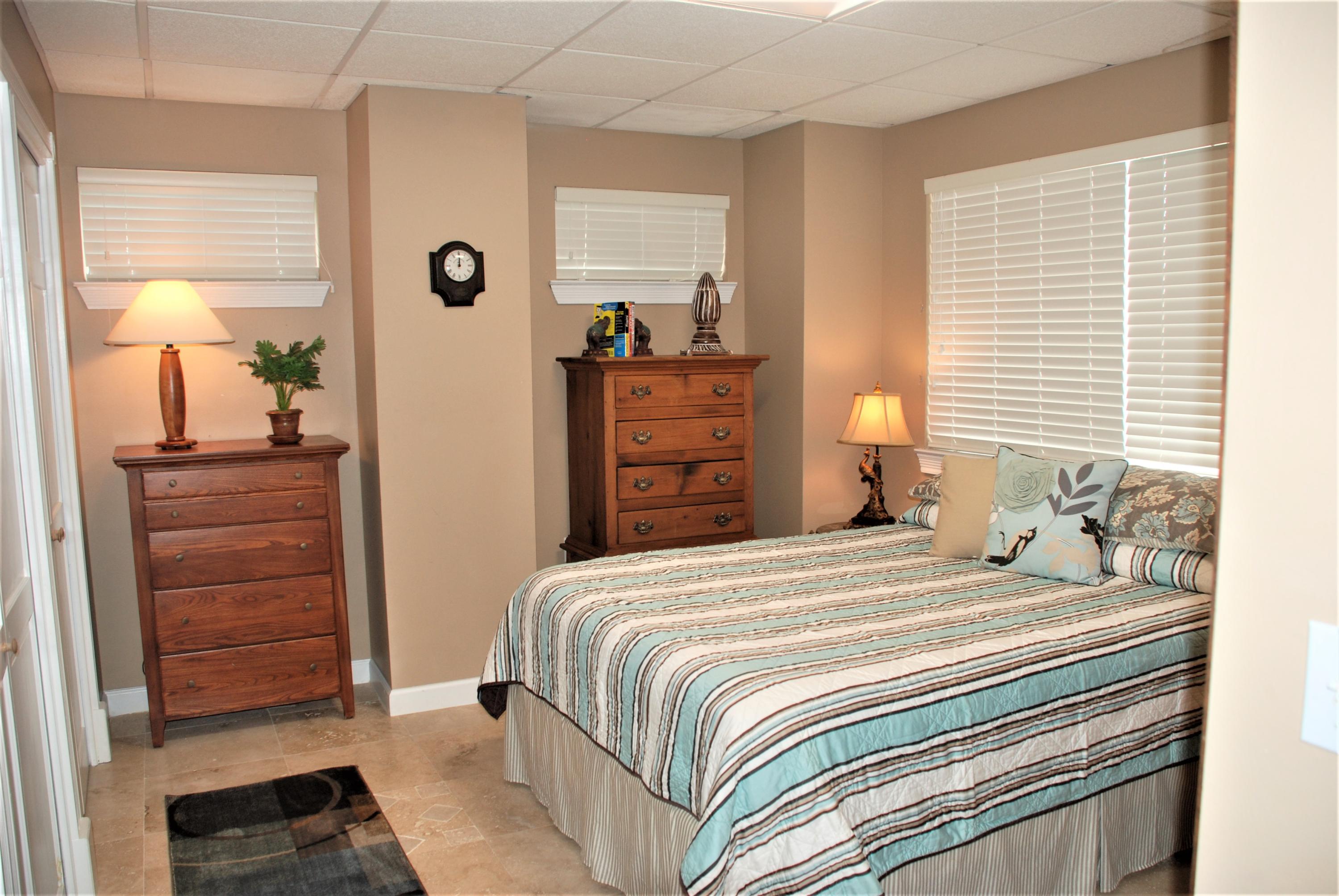 HOLIDAY ISLE - Residential