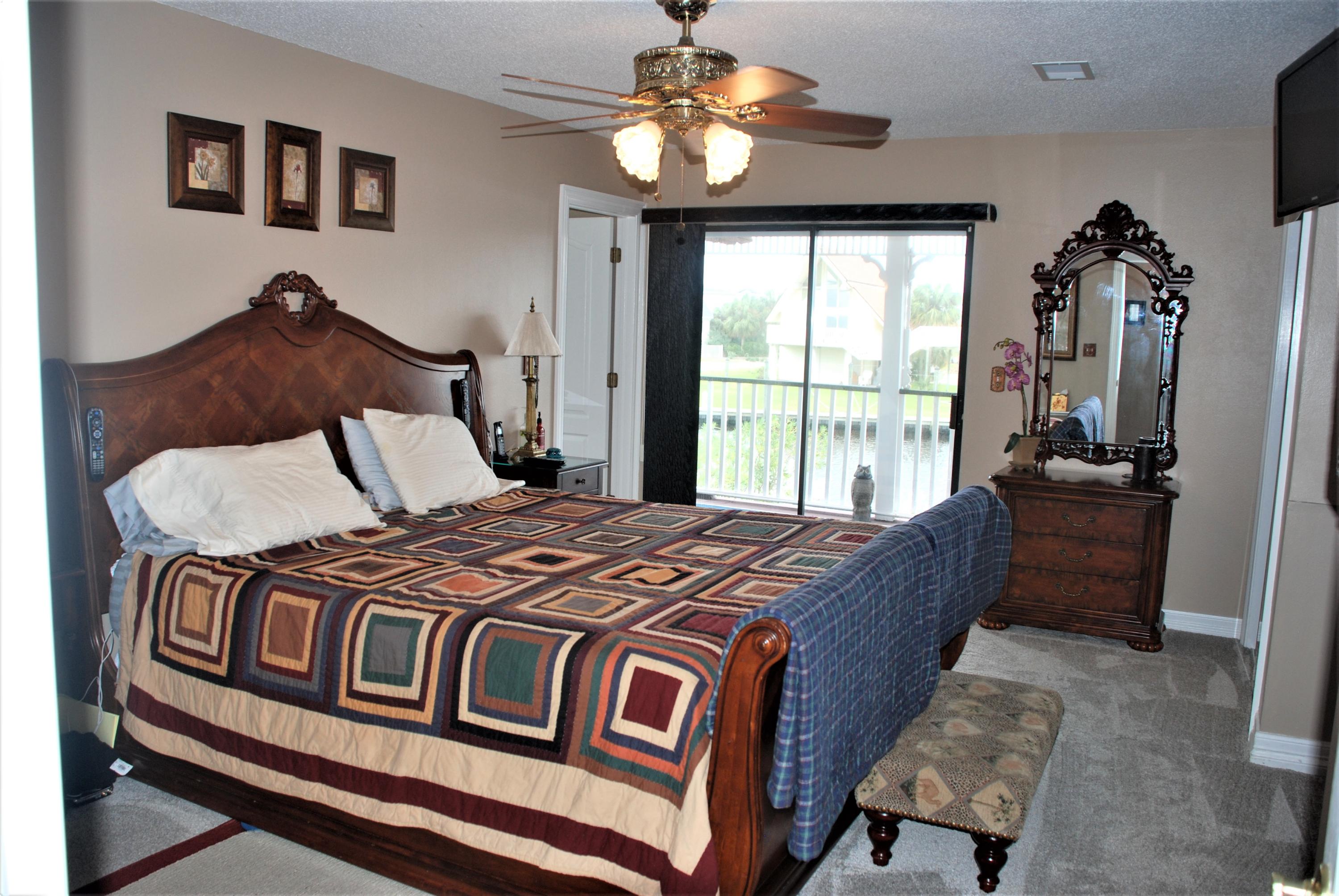 HOLIDAY ISLE - Residential