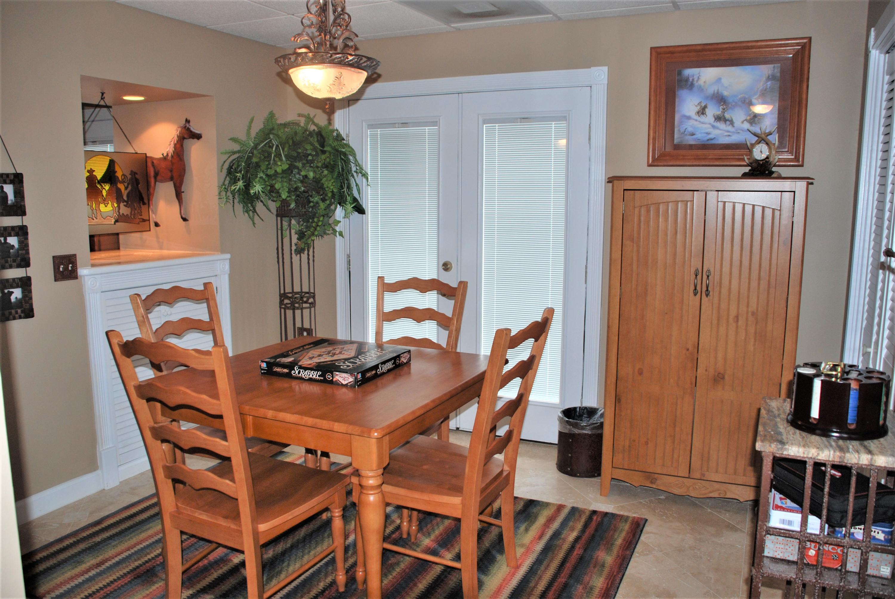 HOLIDAY ISLE - Residential