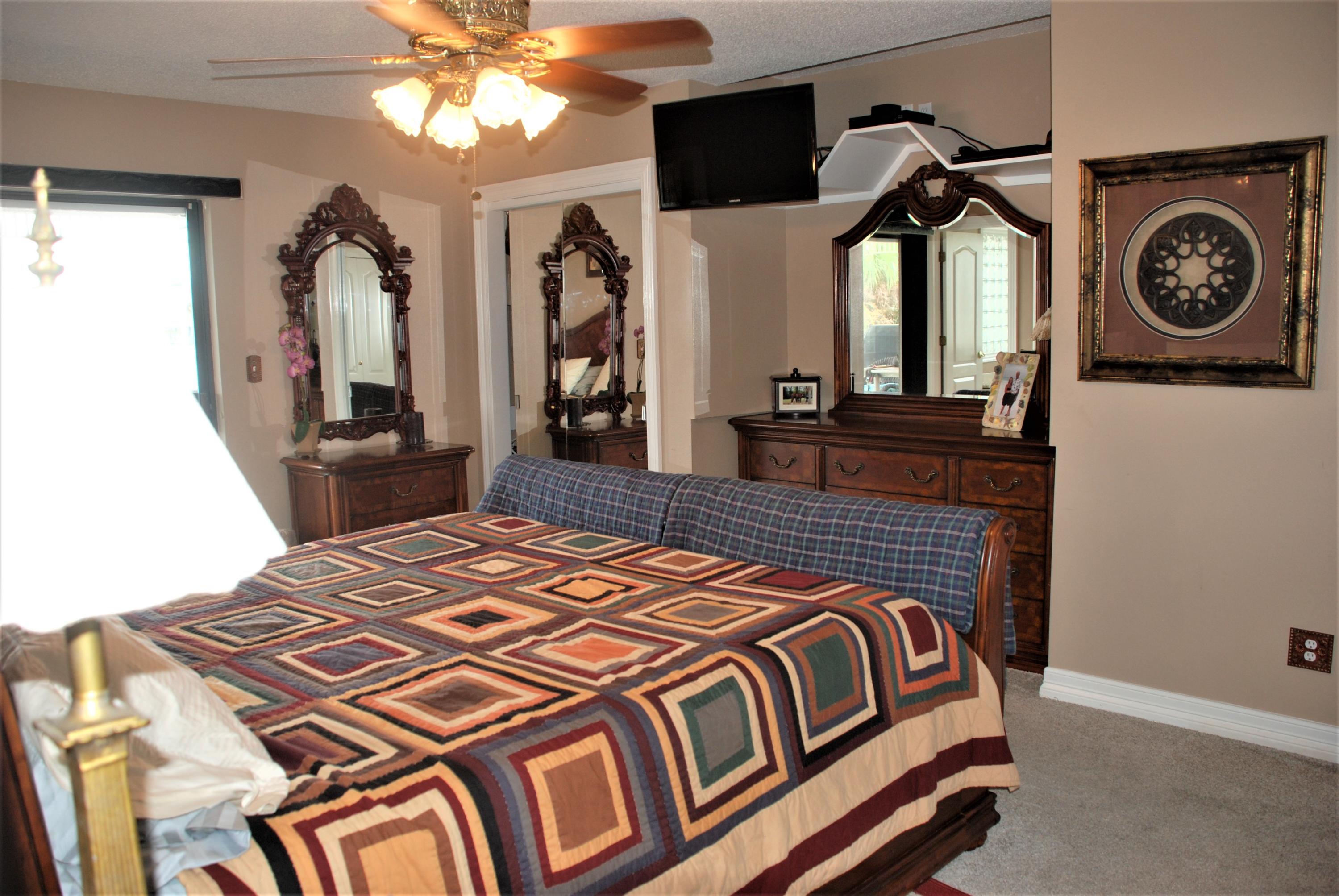 HOLIDAY ISLE - Residential