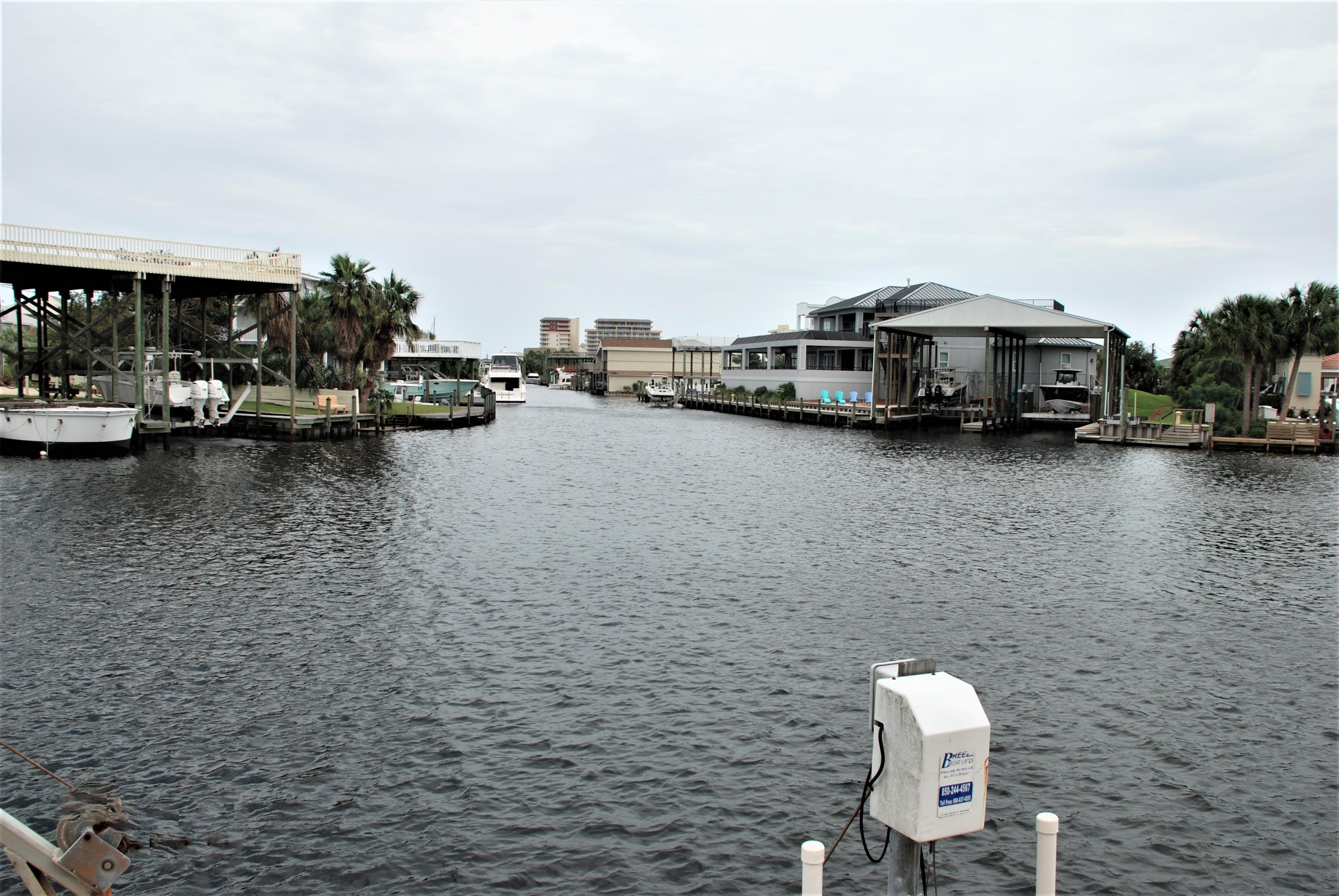 HOLIDAY ISLE - Residential