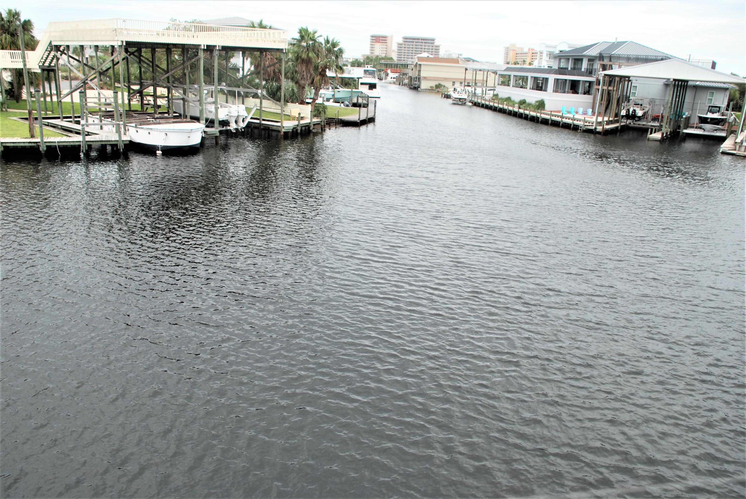 HOLIDAY ISLE - Residential