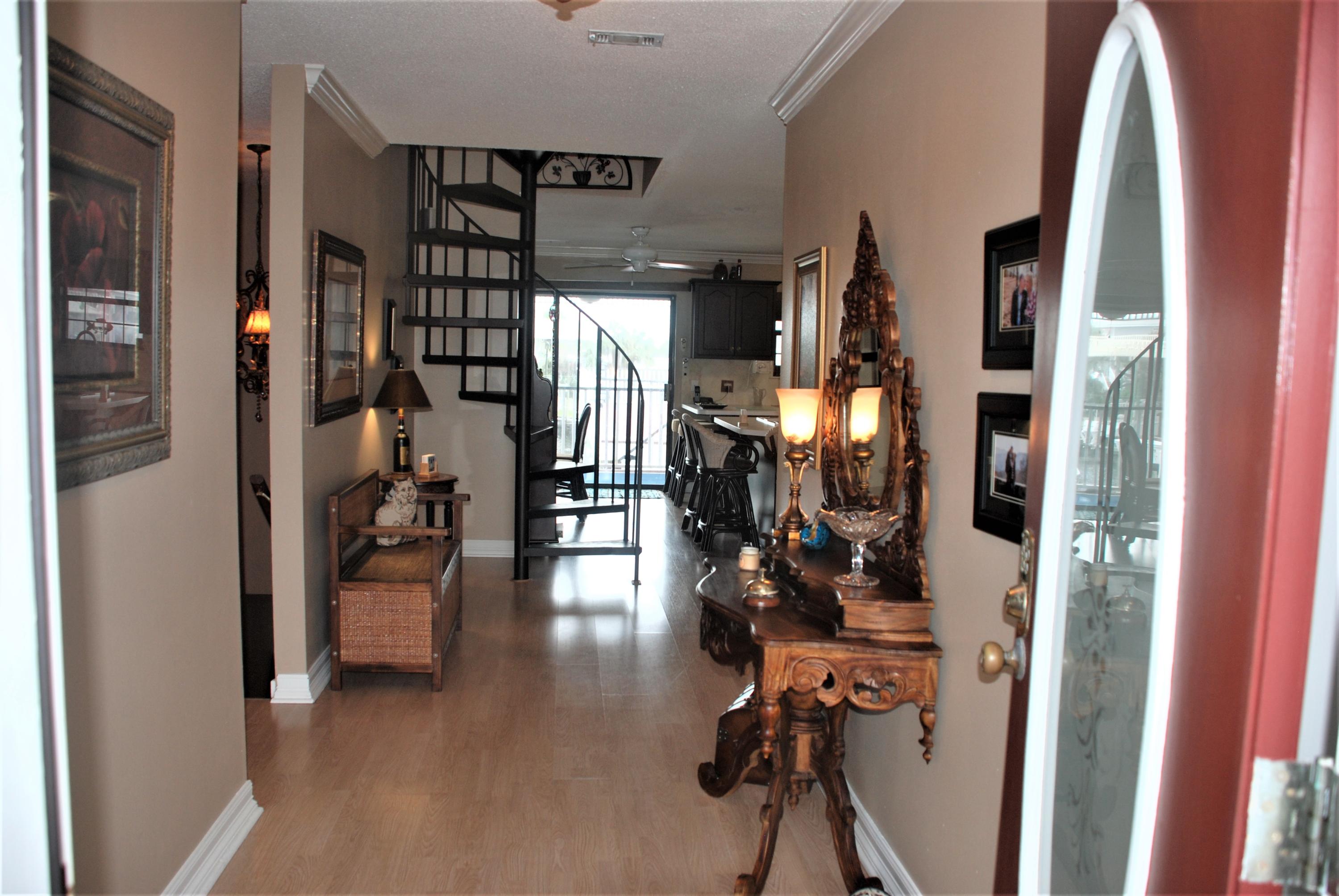 HOLIDAY ISLE - Residential