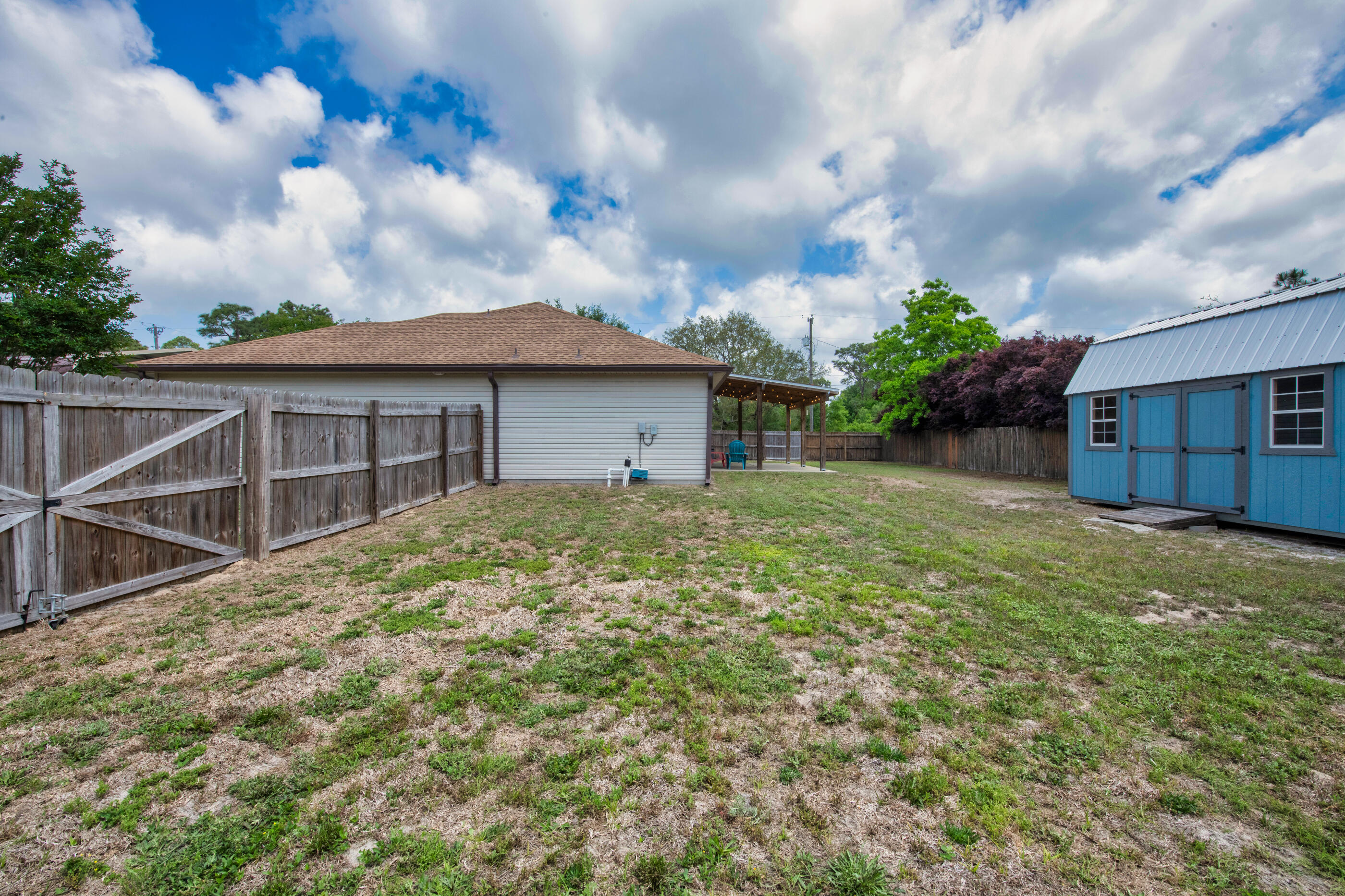 NAVARRE S/D 2ND ADDN - Residential