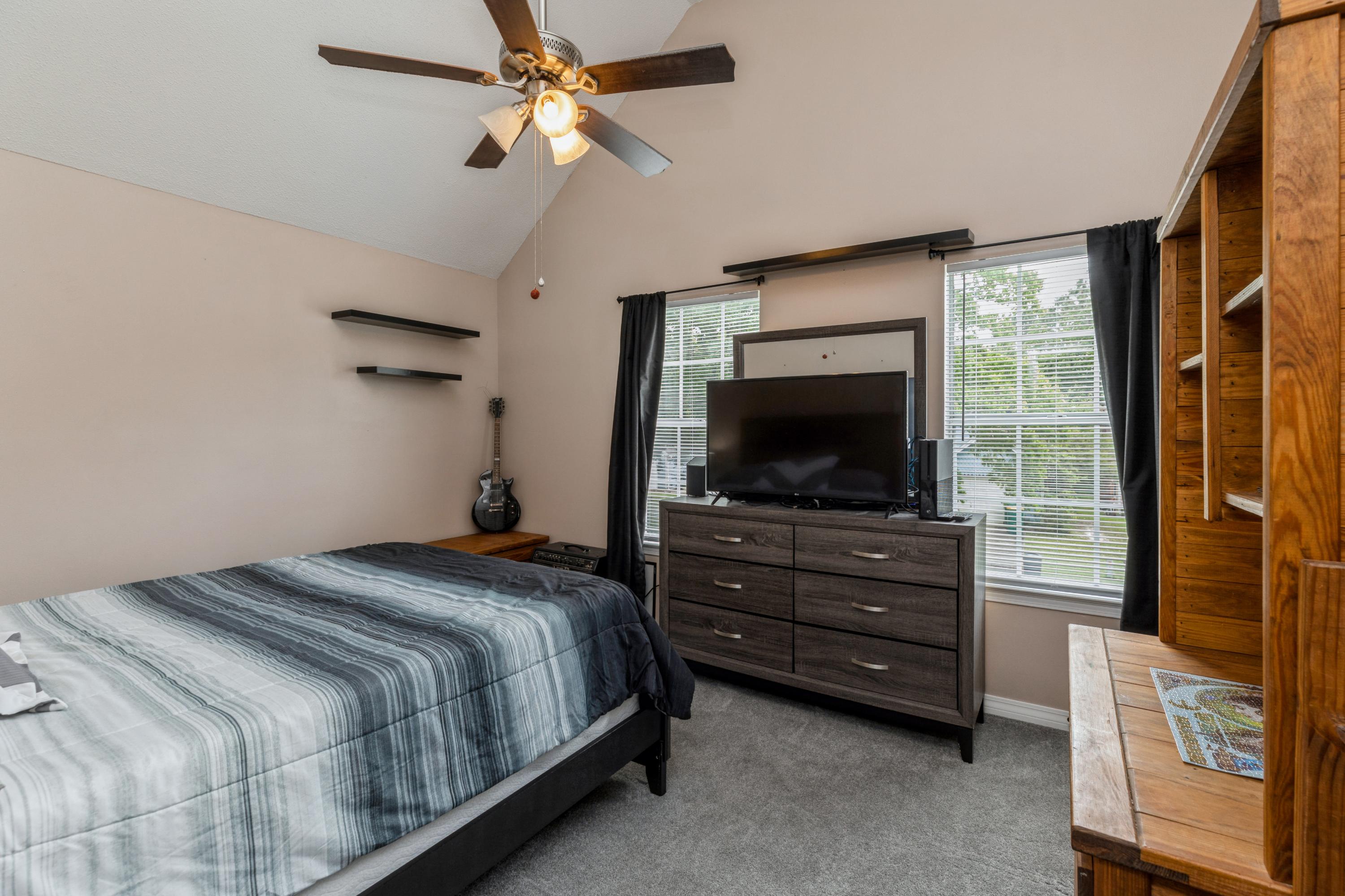 WILLOW BEND PH I LOT 8 - Residential