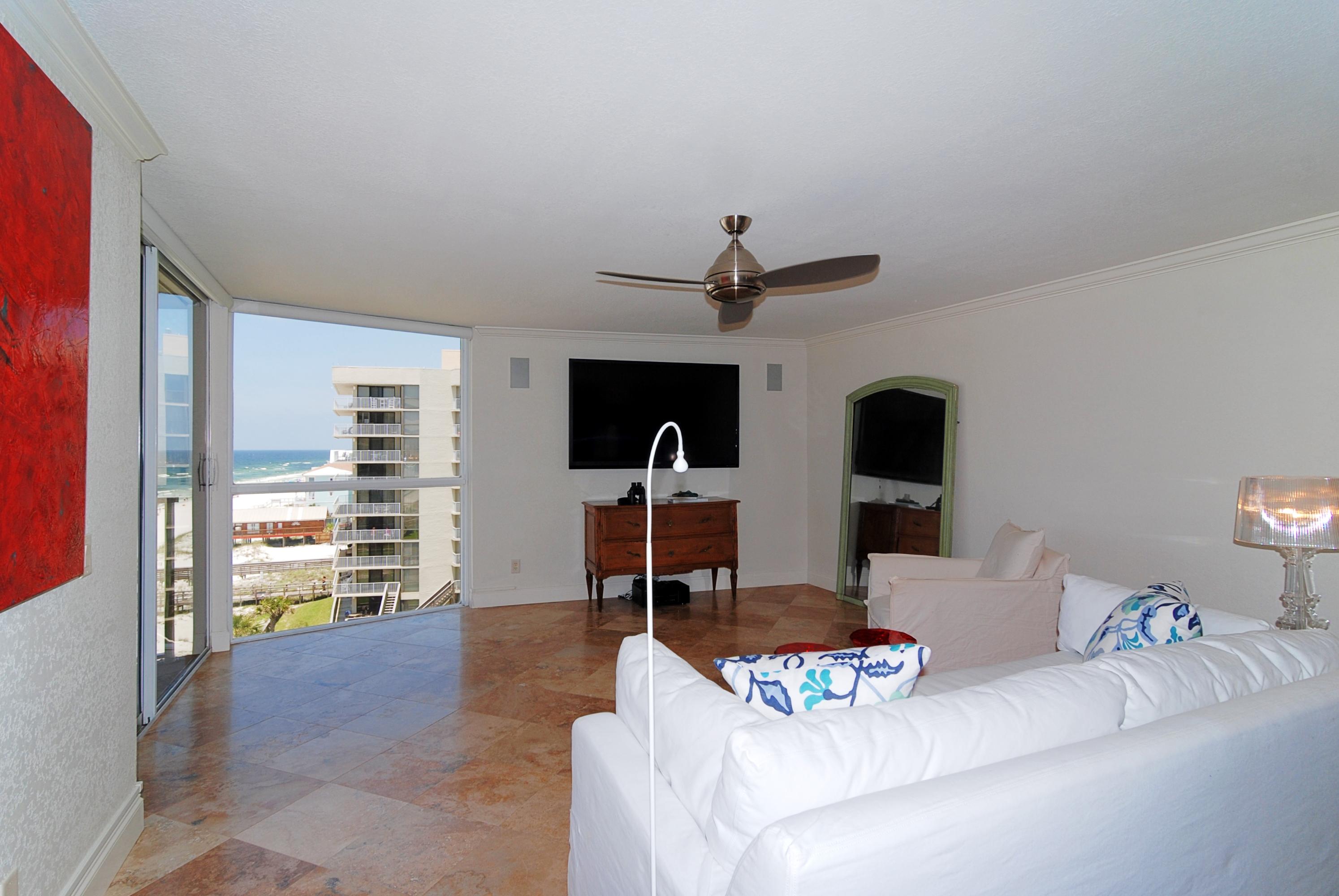 MAINSAIL CONDO PH 1 - Residential