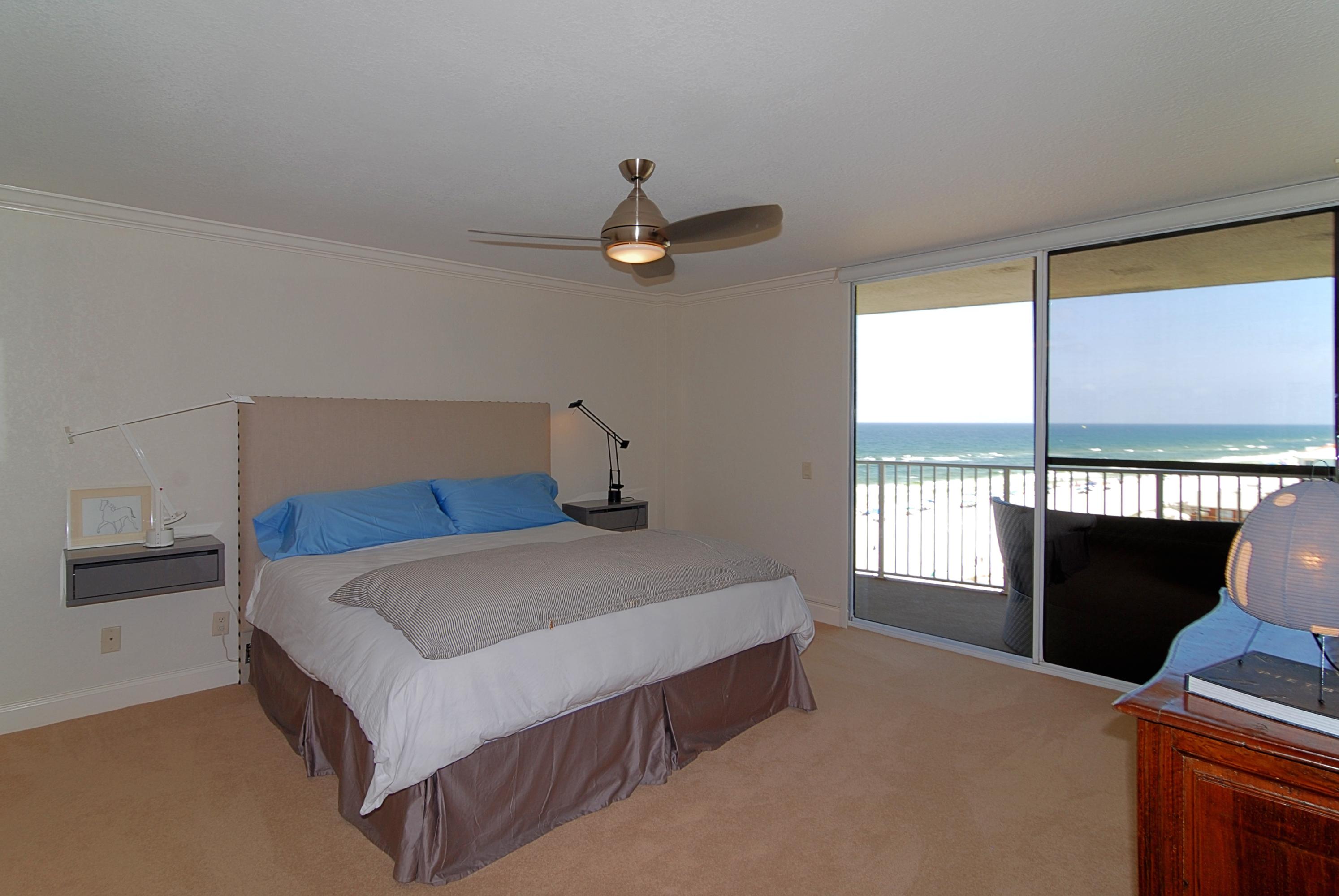 MAINSAIL CONDO PH 1 - Residential