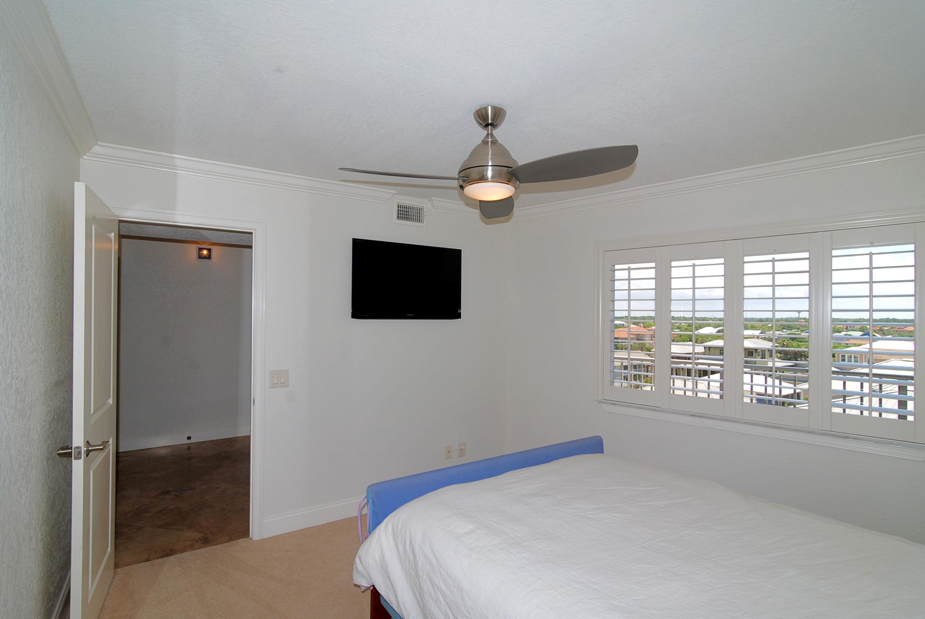 MAINSAIL CONDO PH 1 - Residential