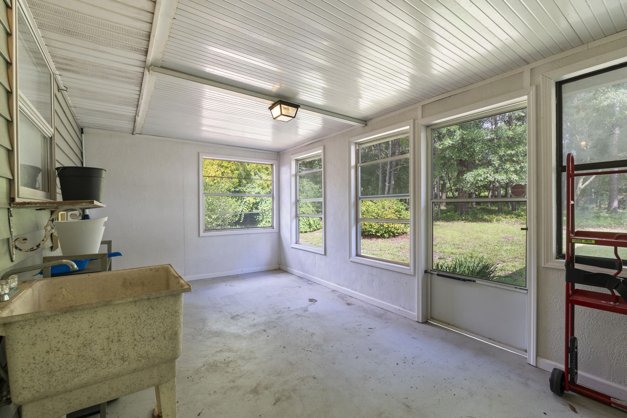 Marion Drive - Residential