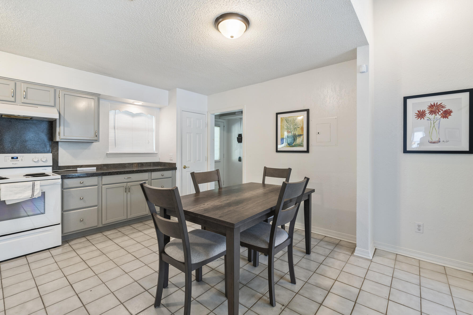 Marion Drive - Residential