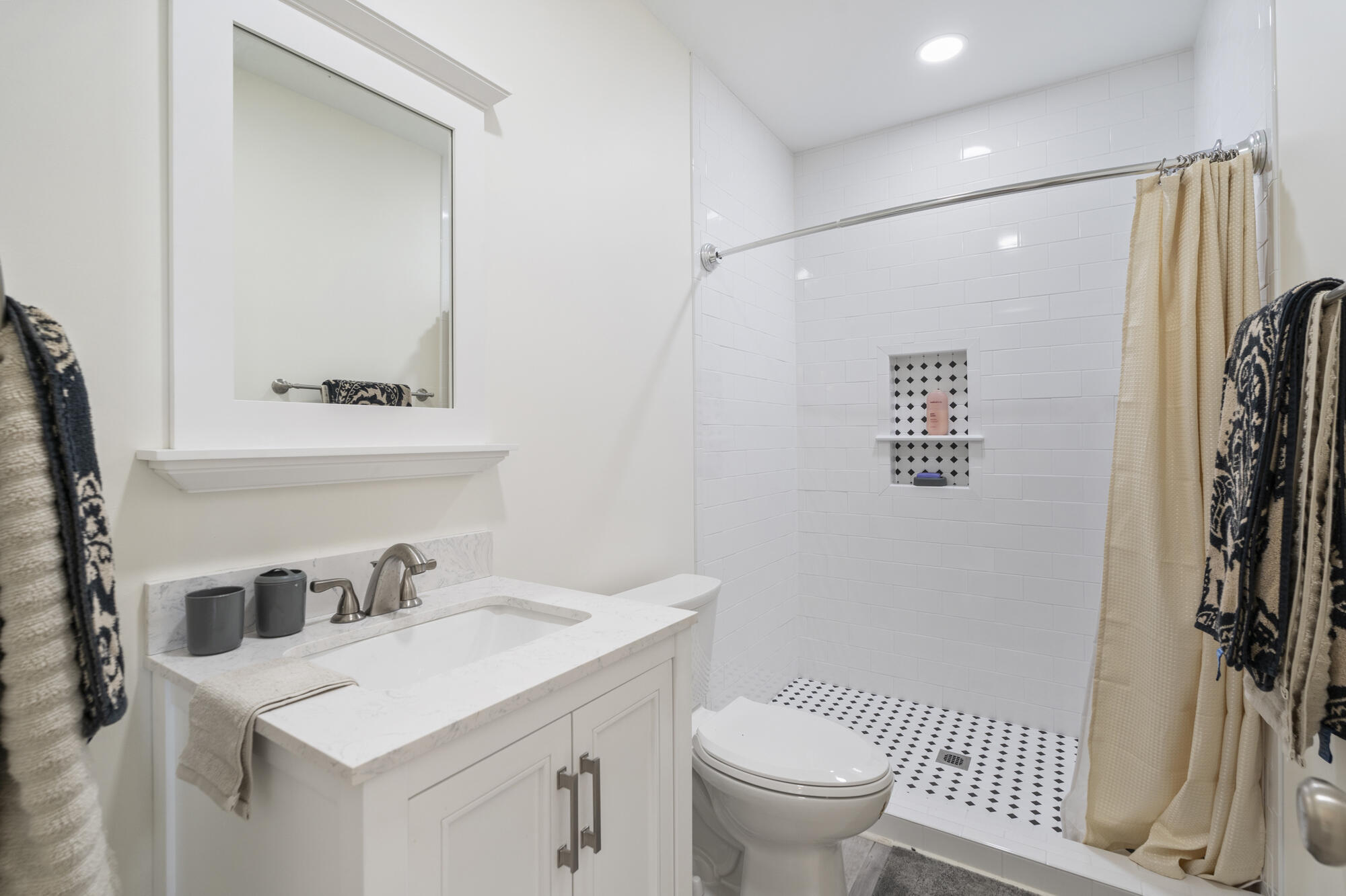 Marion Drive - Residential