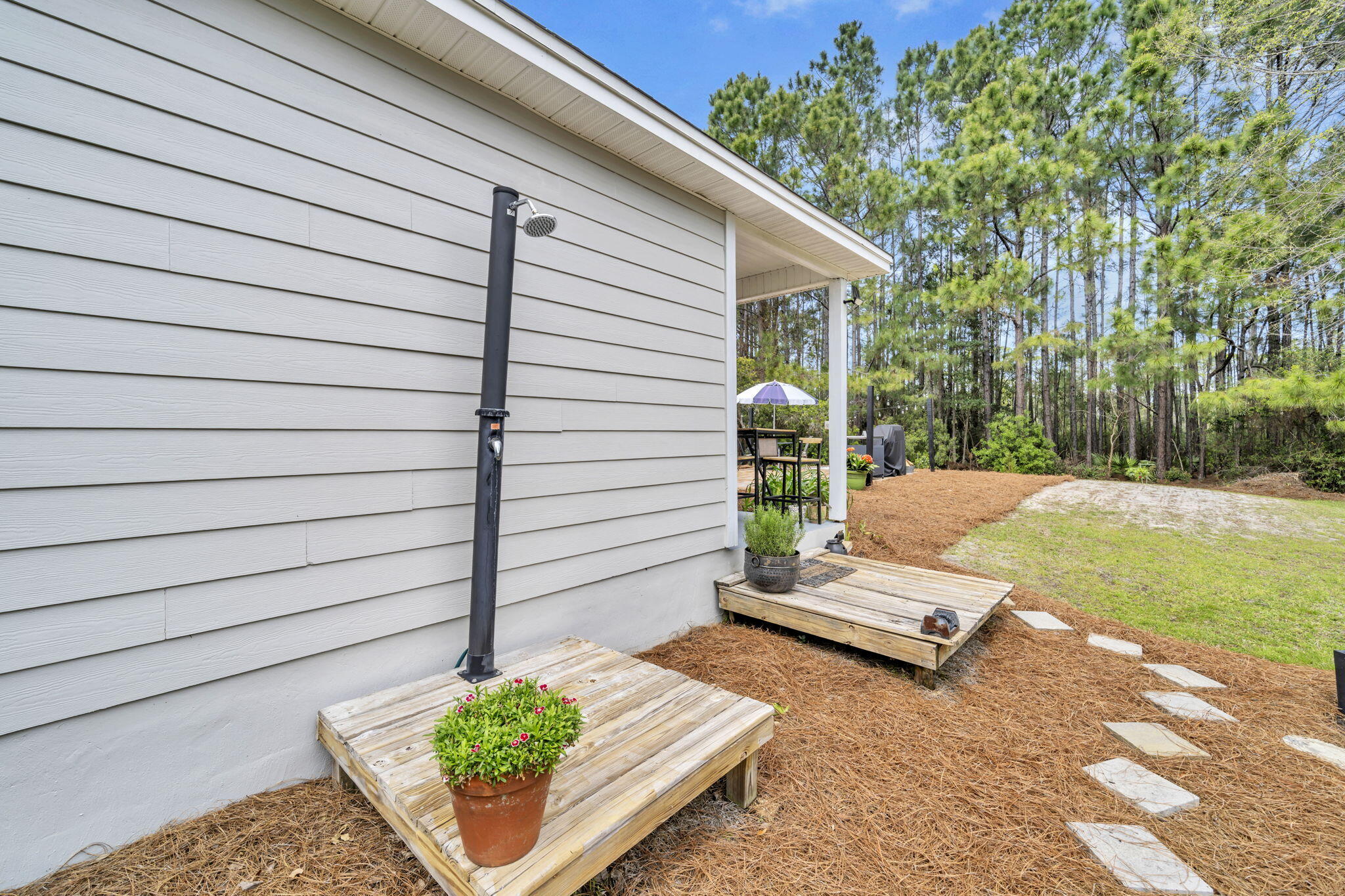 BAYOU FARMS - Residential