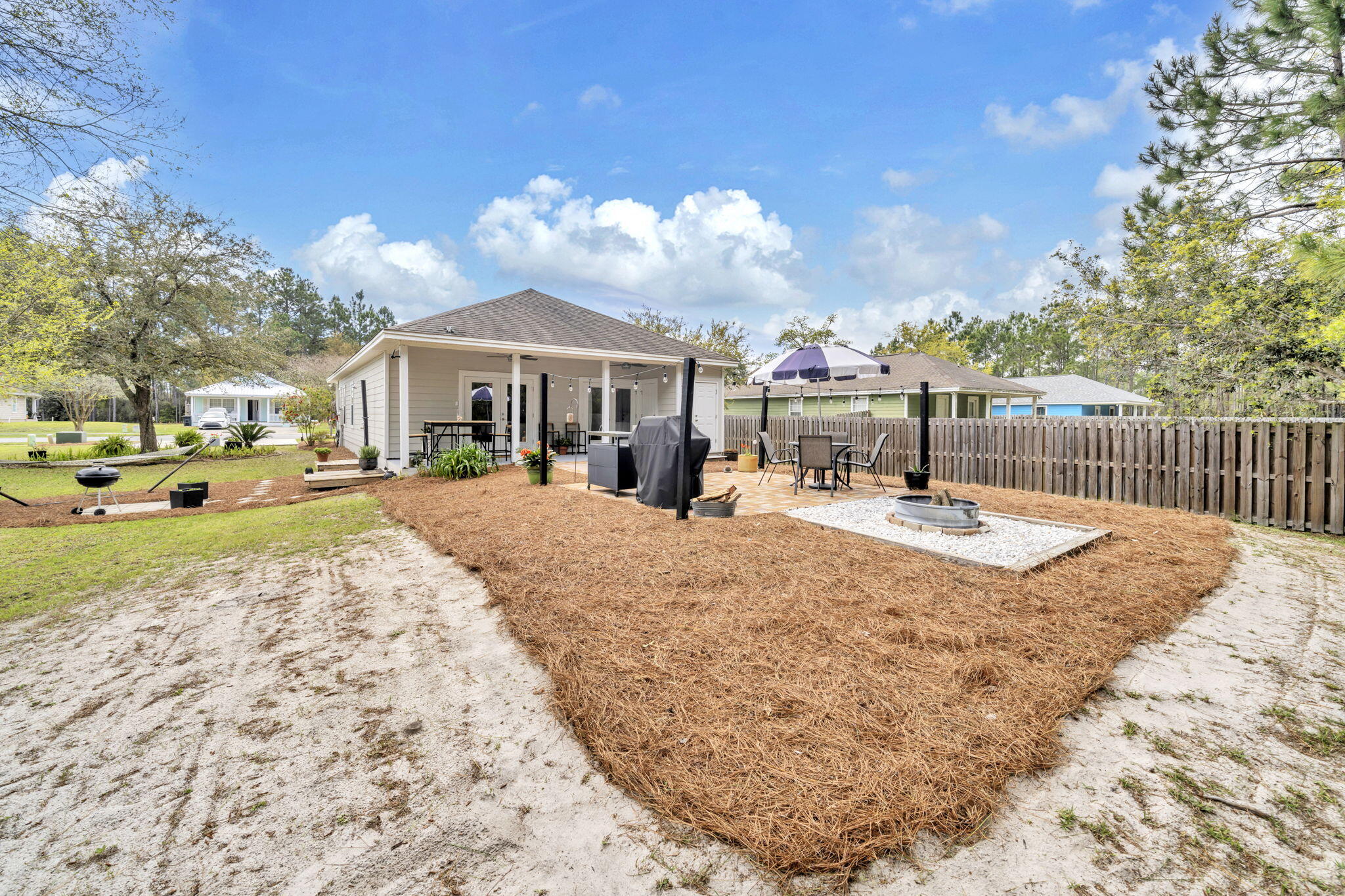 BAYOU FARMS - Residential