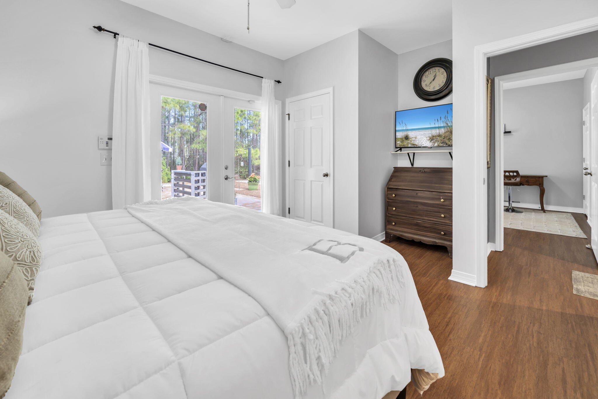 BAYOU FARMS - Residential