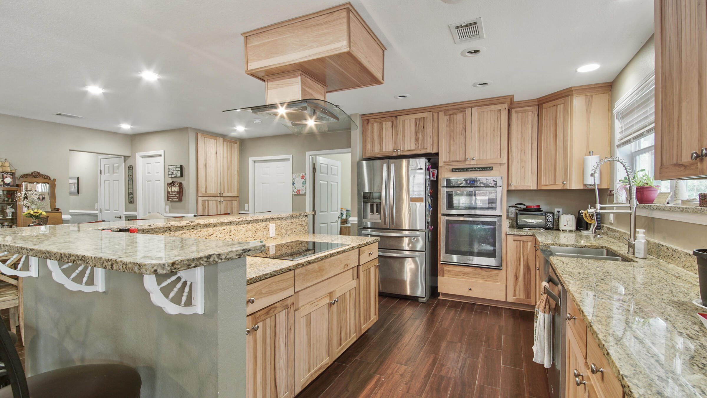 LAKE JUNIPER ESTATES - Residential