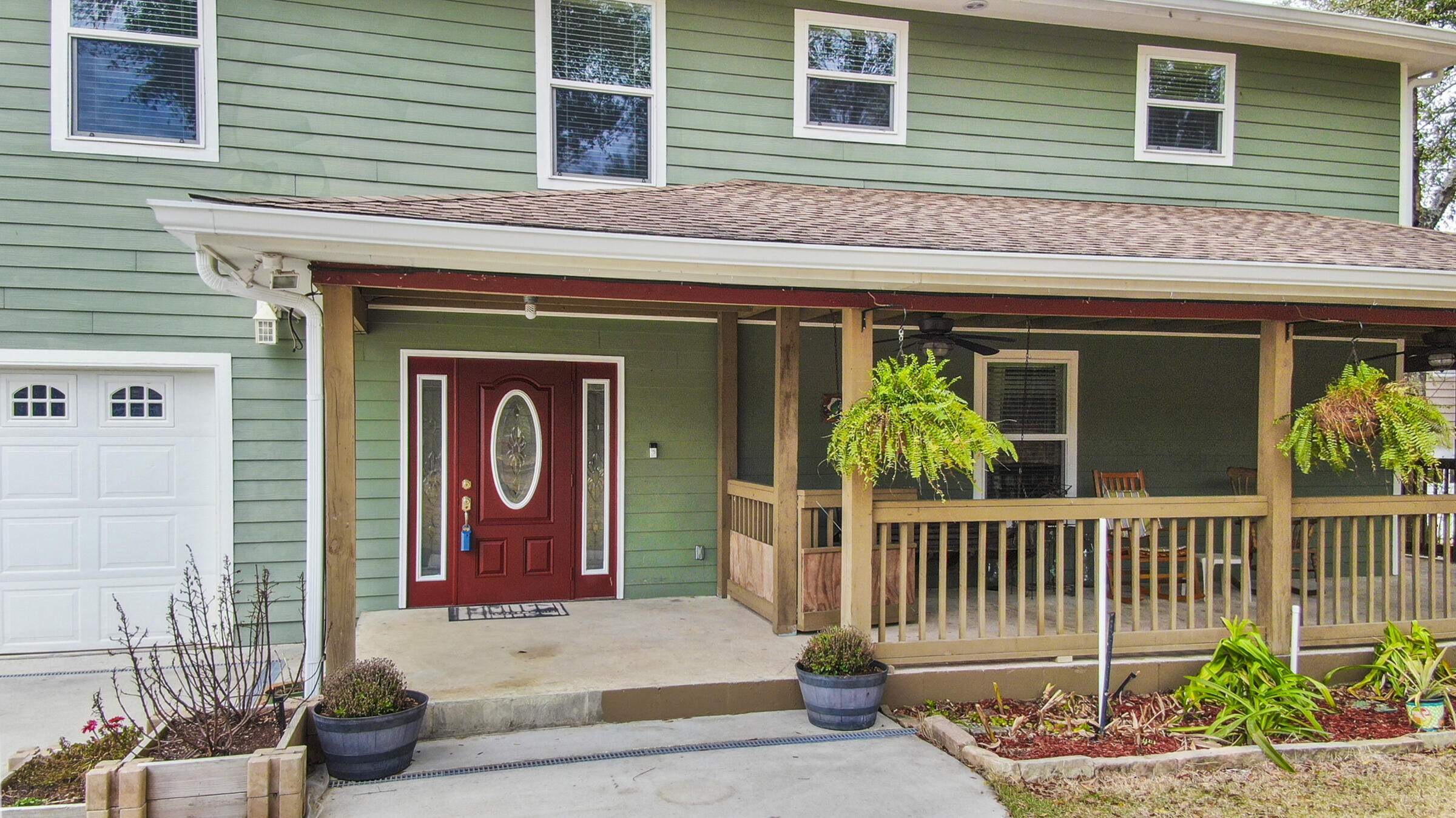 LAKE JUNIPER ESTATES - Residential