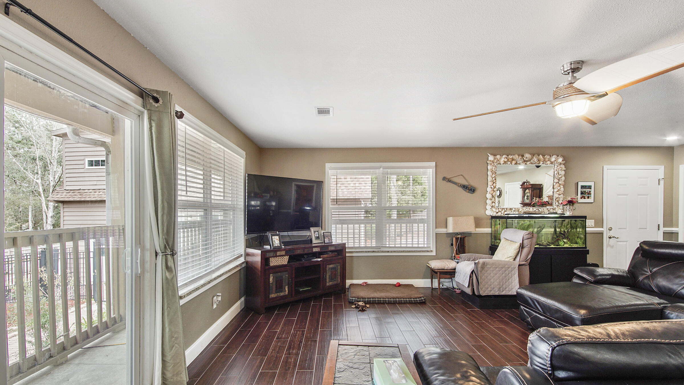 LAKE JUNIPER ESTATES - Residential