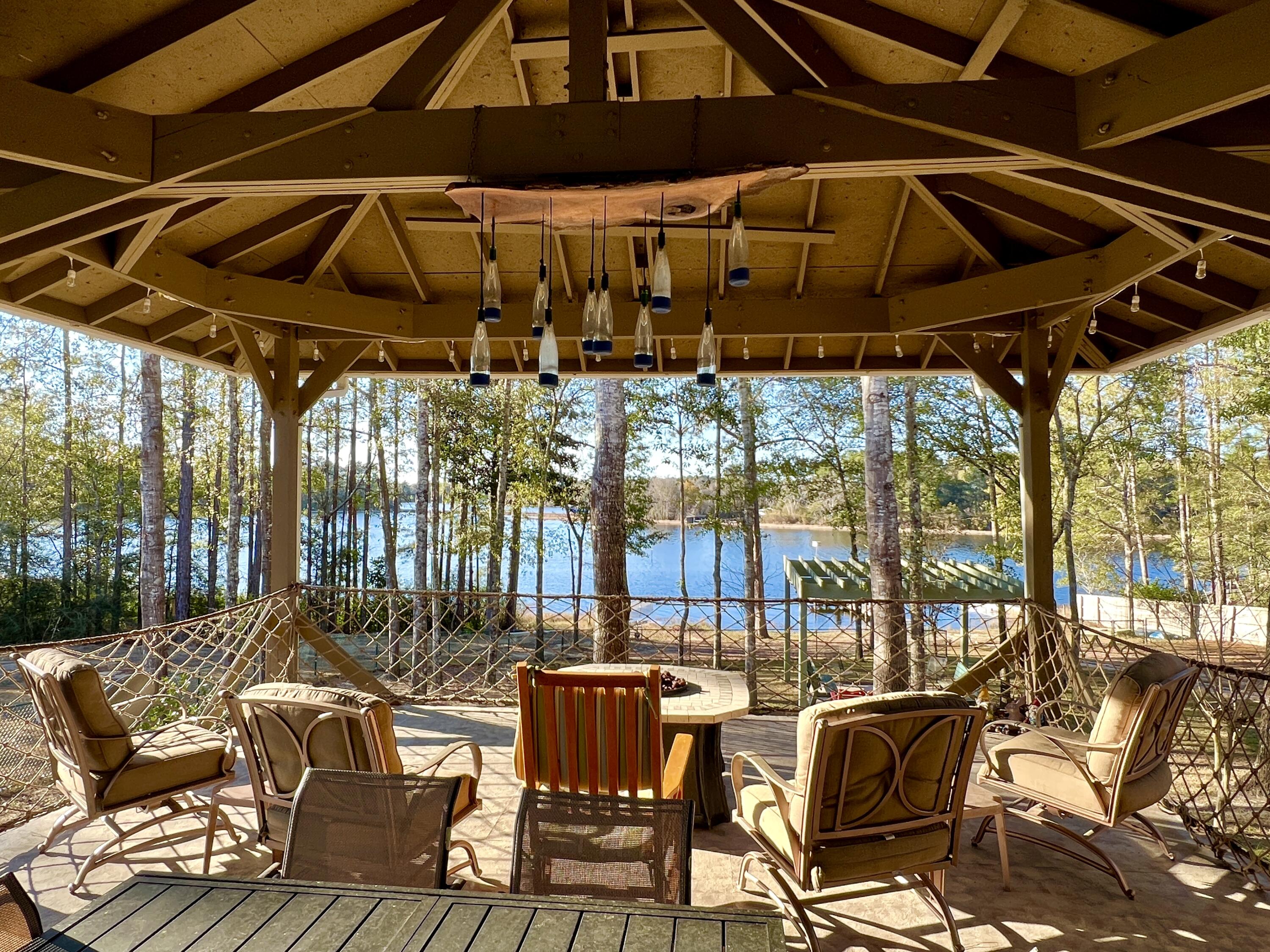 LAKE JUNIPER ESTATES - Residential