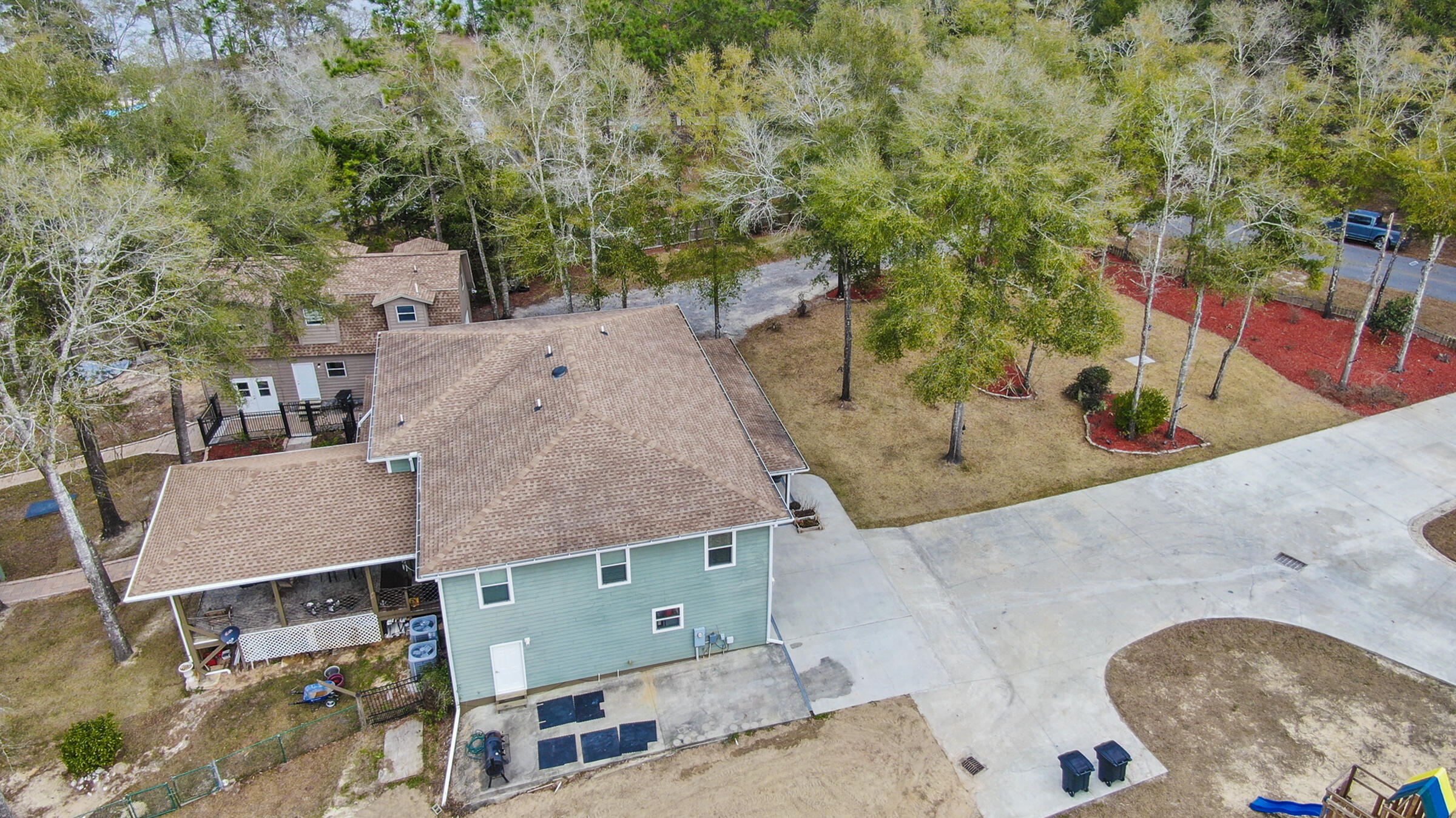 LAKE JUNIPER ESTATES - Residential