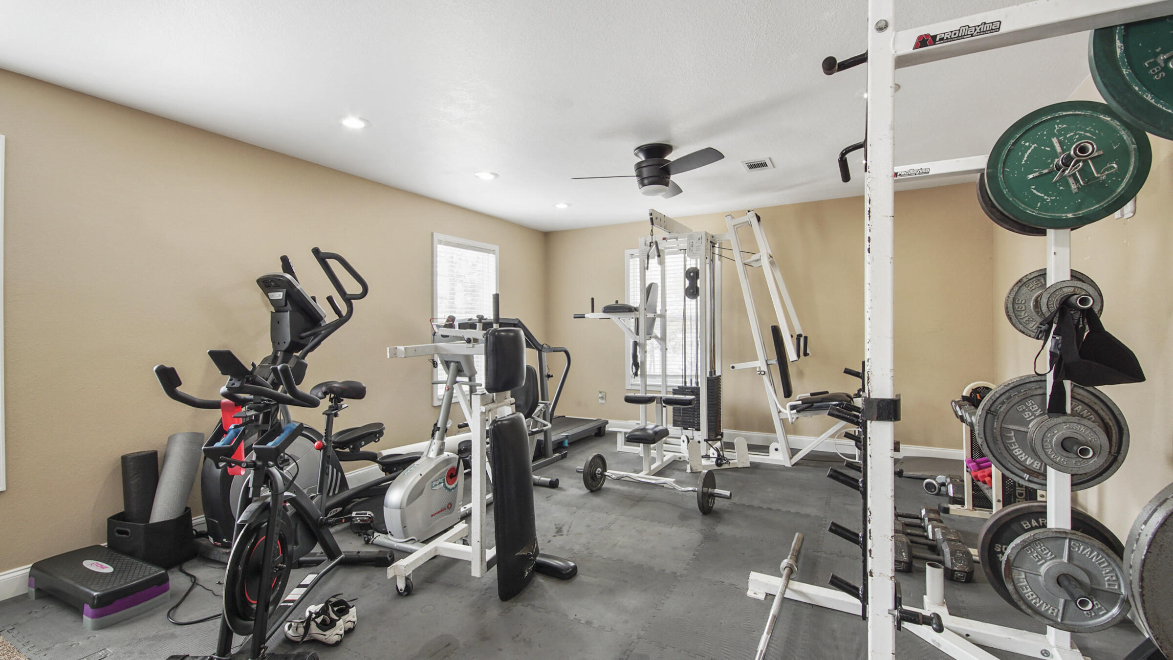 LAKE JUNIPER ESTATES - Residential