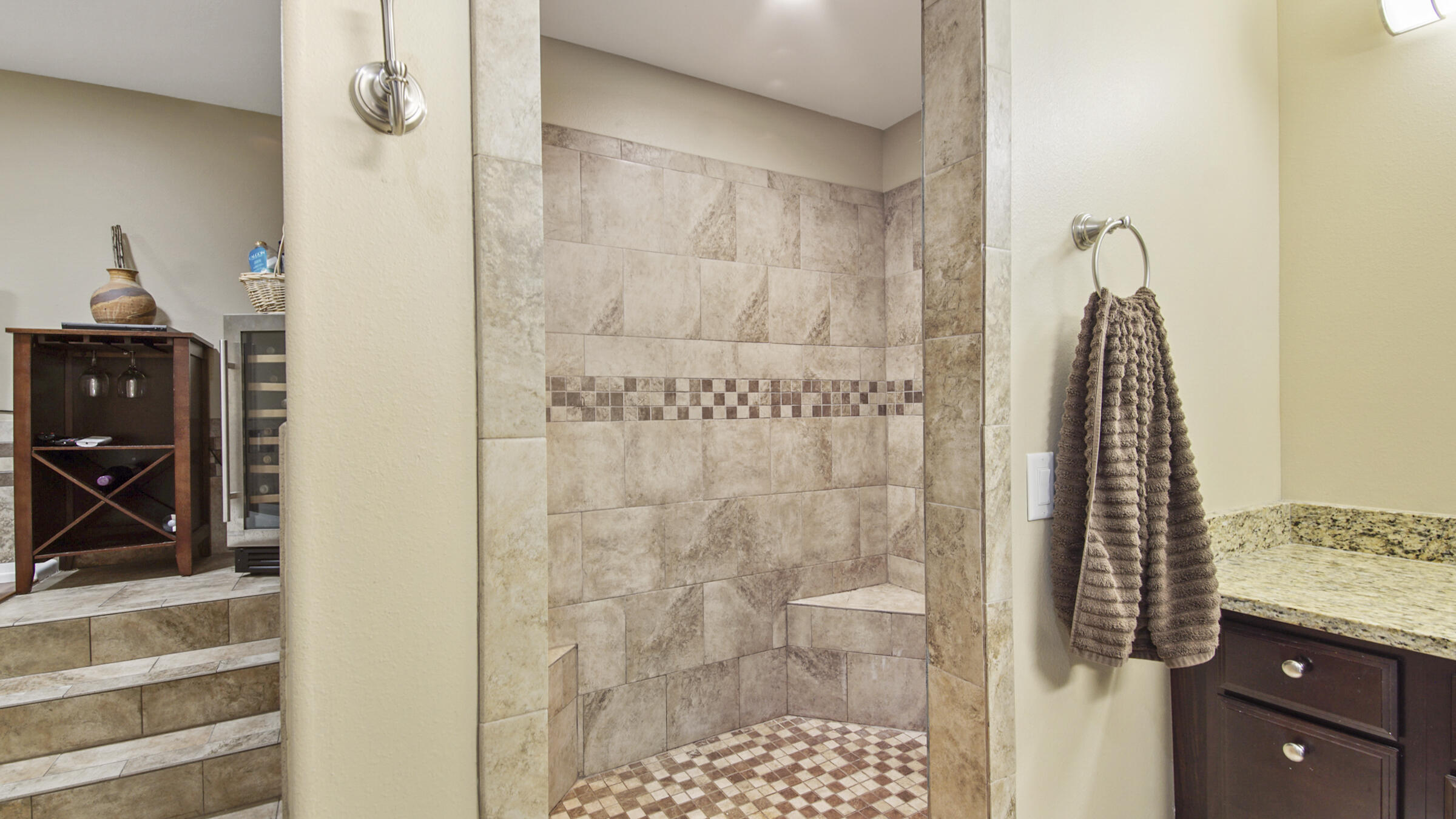 LAKE JUNIPER ESTATES - Residential