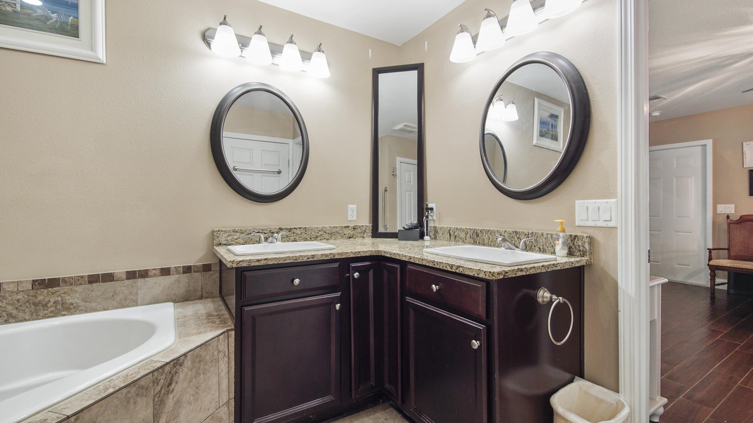 LAKE JUNIPER ESTATES - Residential