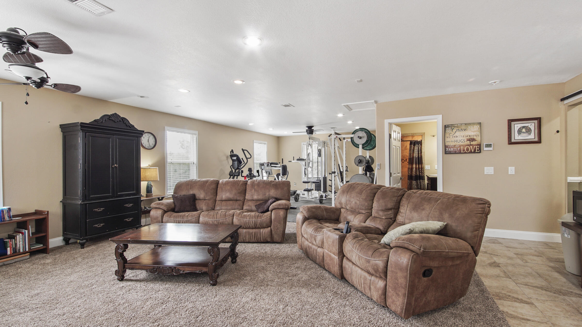 LAKE JUNIPER ESTATES - Residential