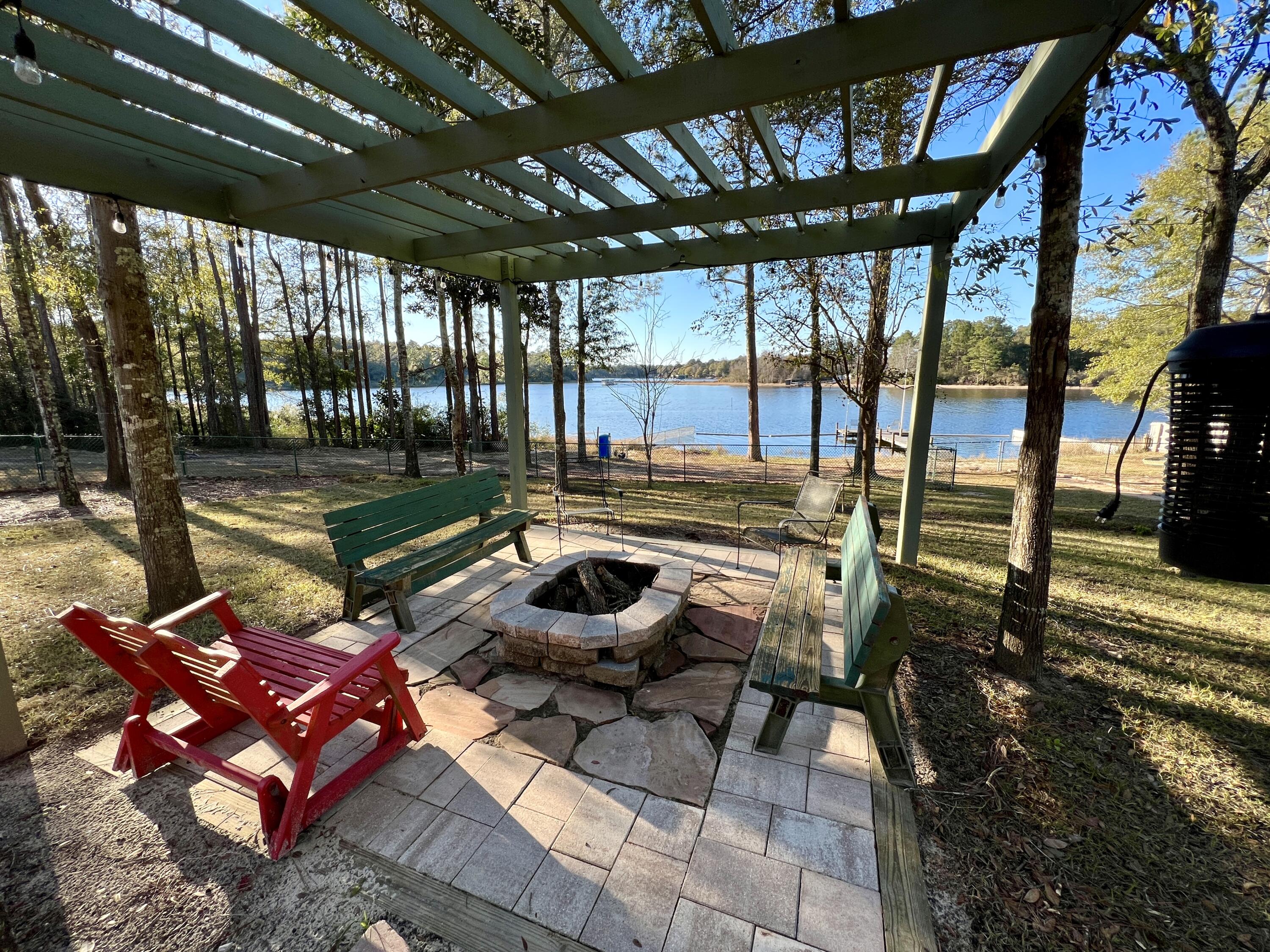 LAKE JUNIPER ESTATES - Residential