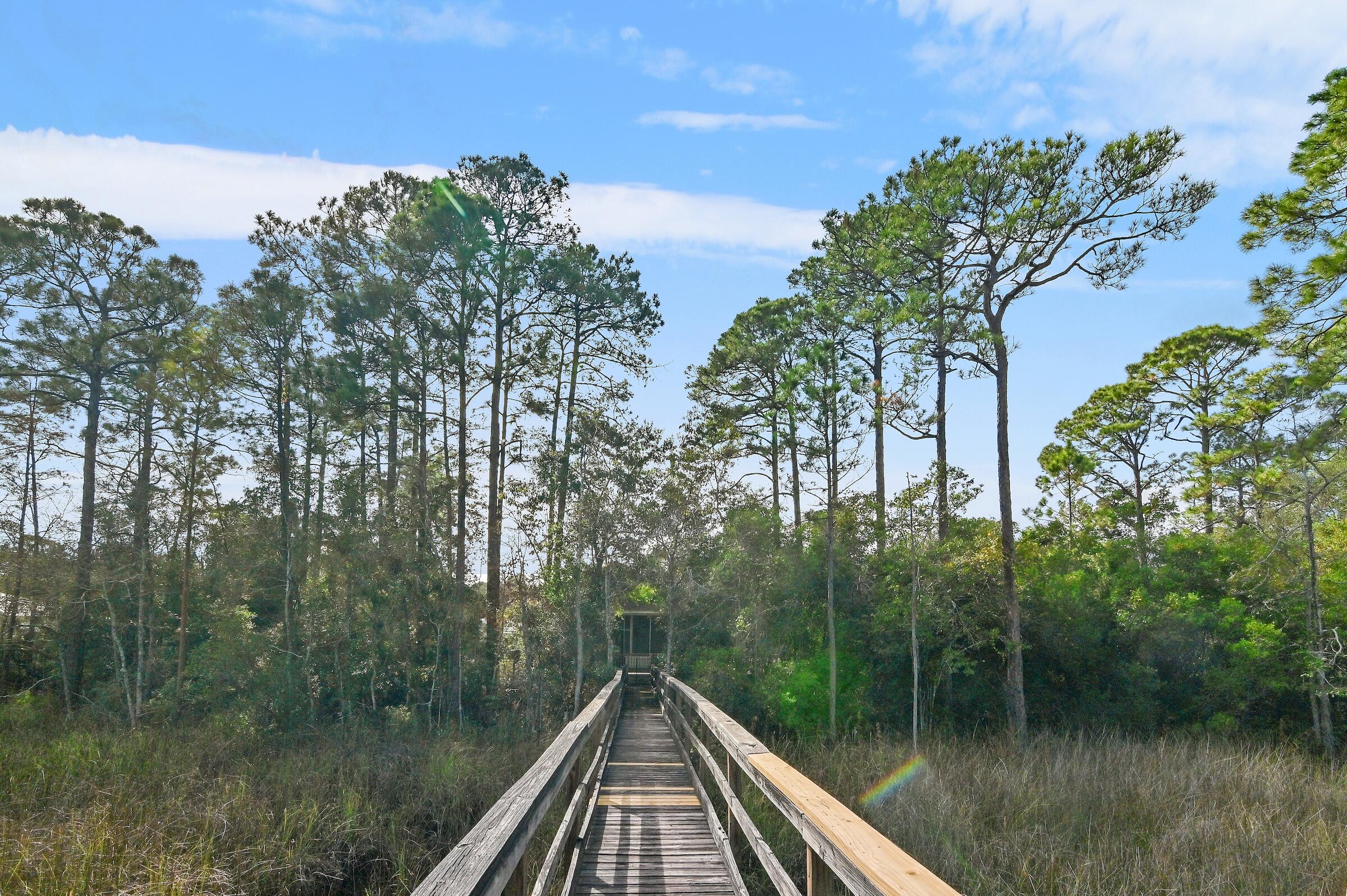 BAY PINE SHORES - Residential