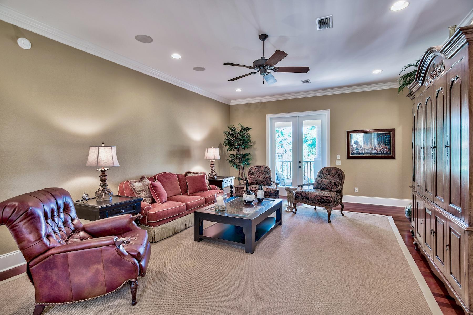 BURNT PINE - Residential