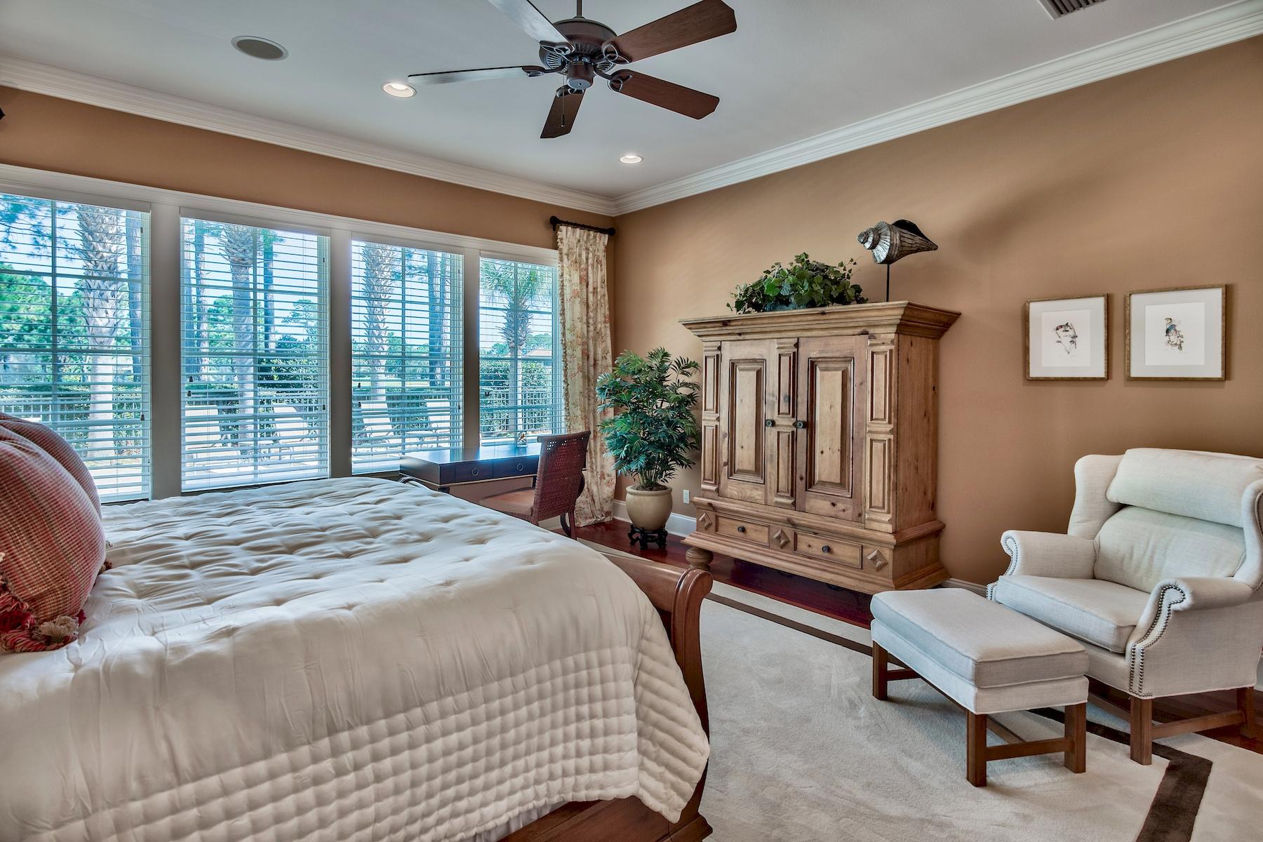 BURNT PINE - Residential