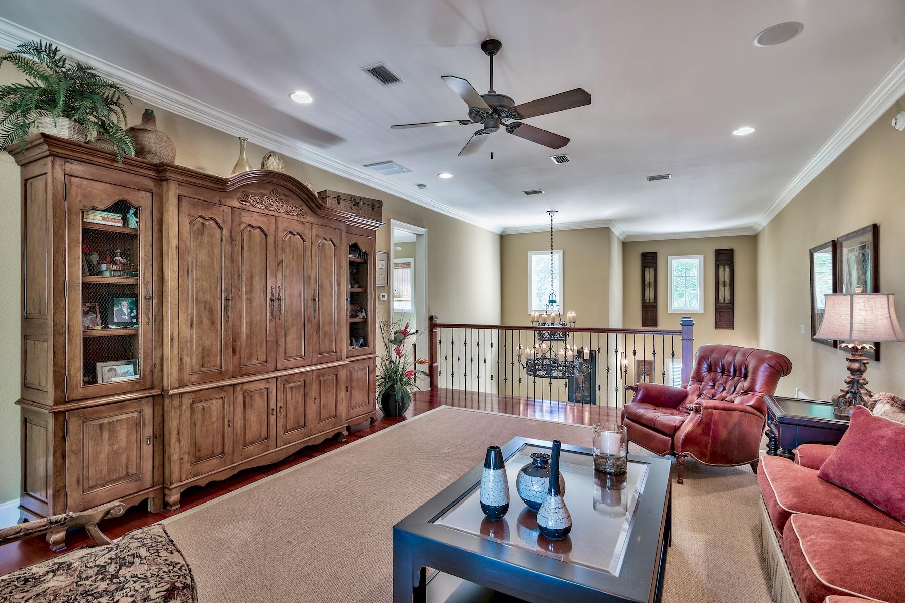 BURNT PINE - Residential