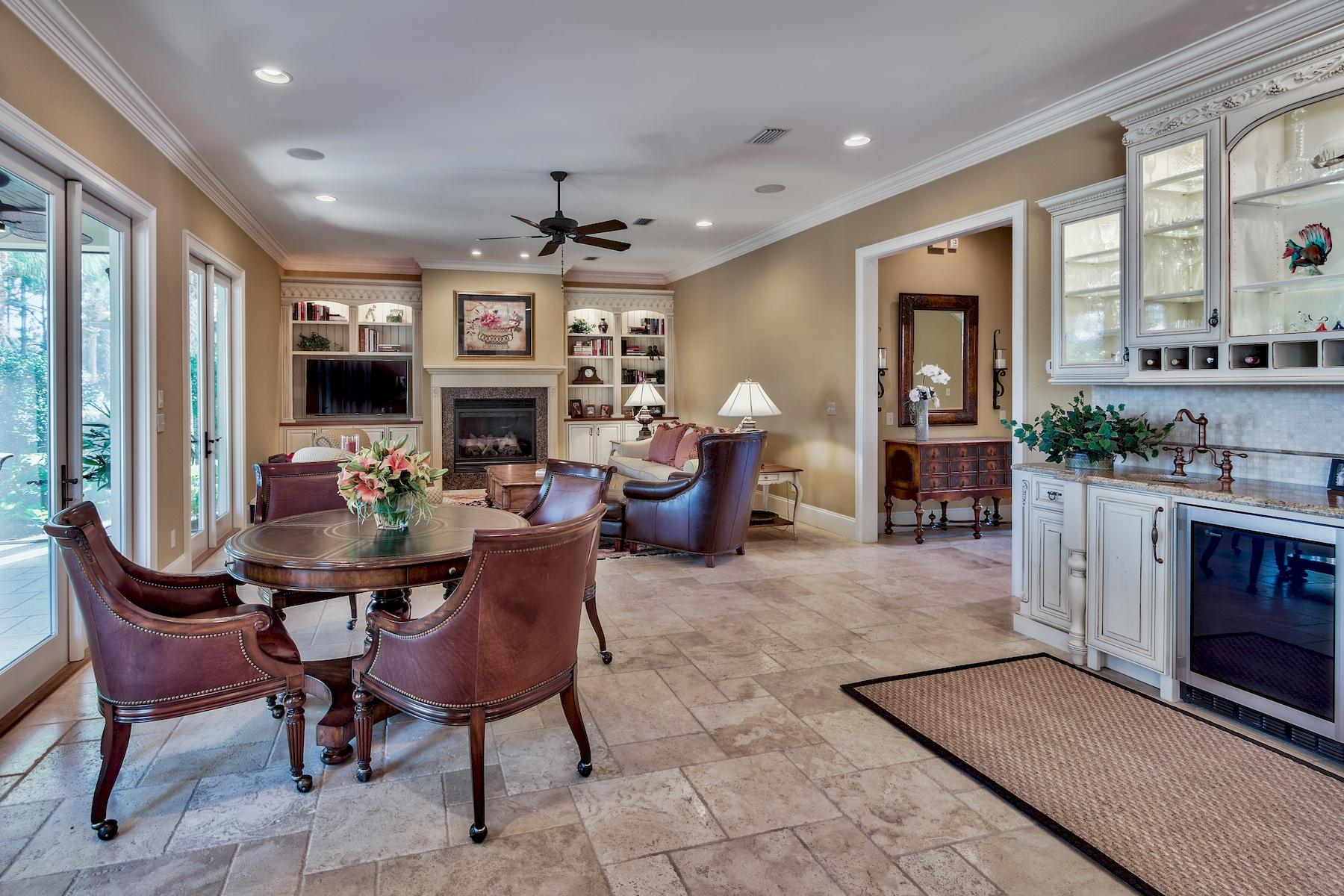 BURNT PINE - Residential