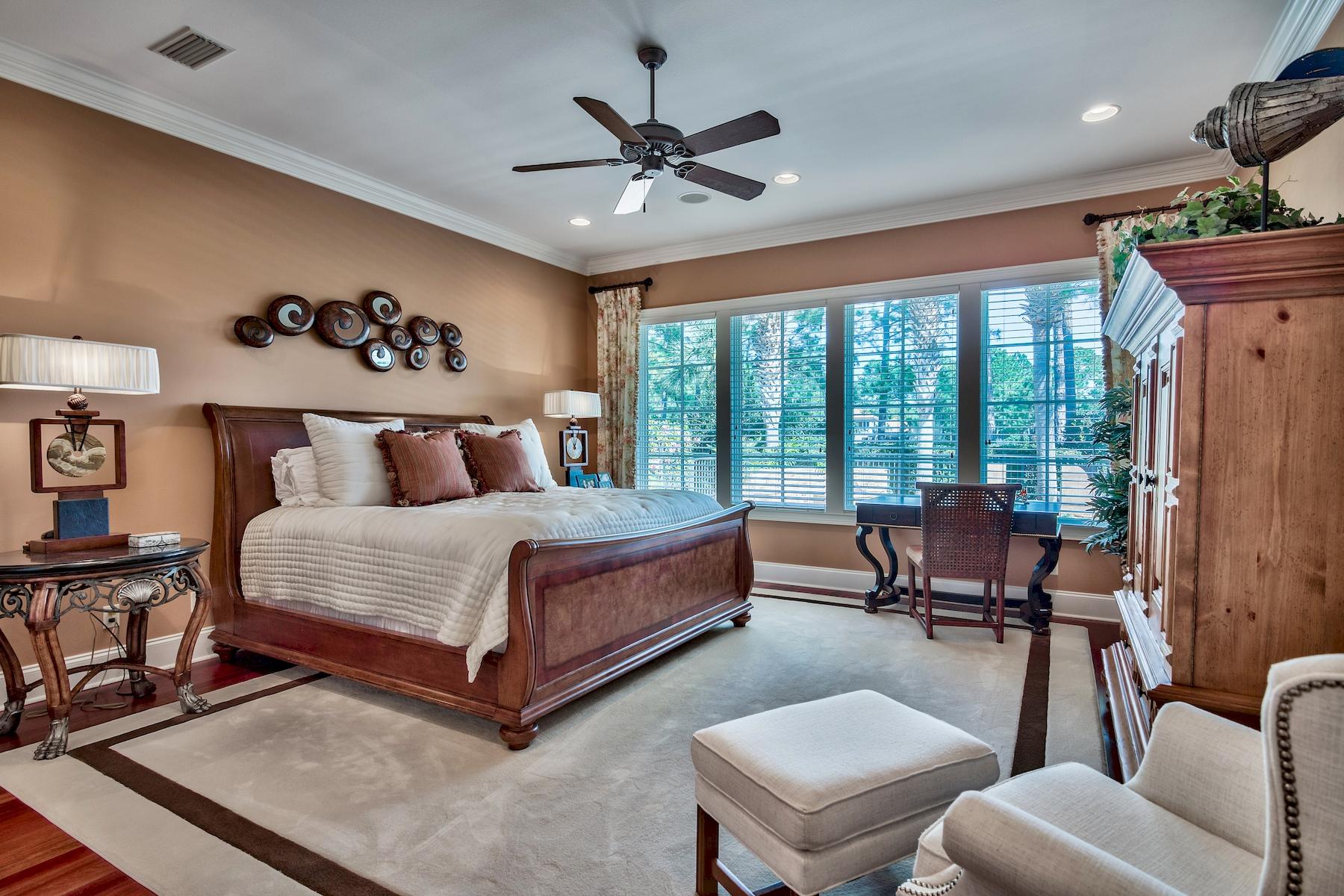 BURNT PINE - Residential