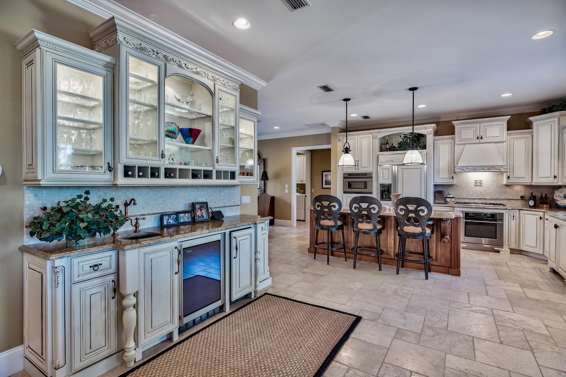 BURNT PINE - Residential