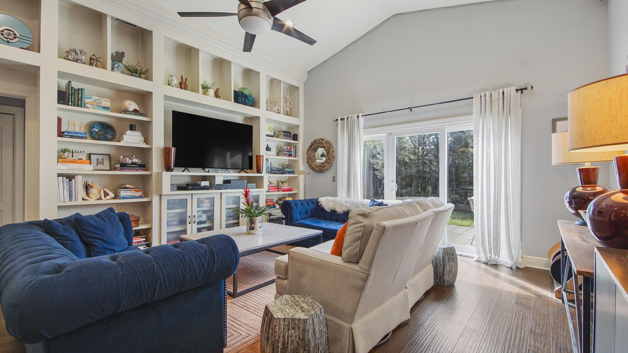 ESCADA - Residential