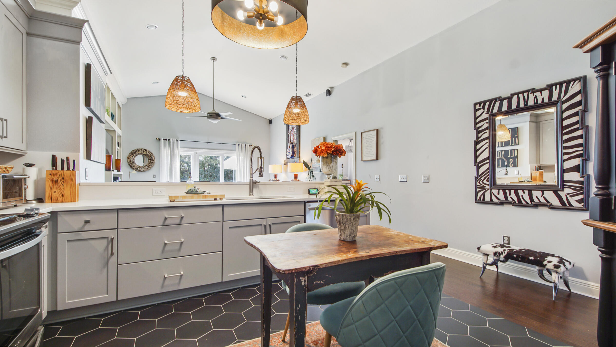 ESCADA - Residential