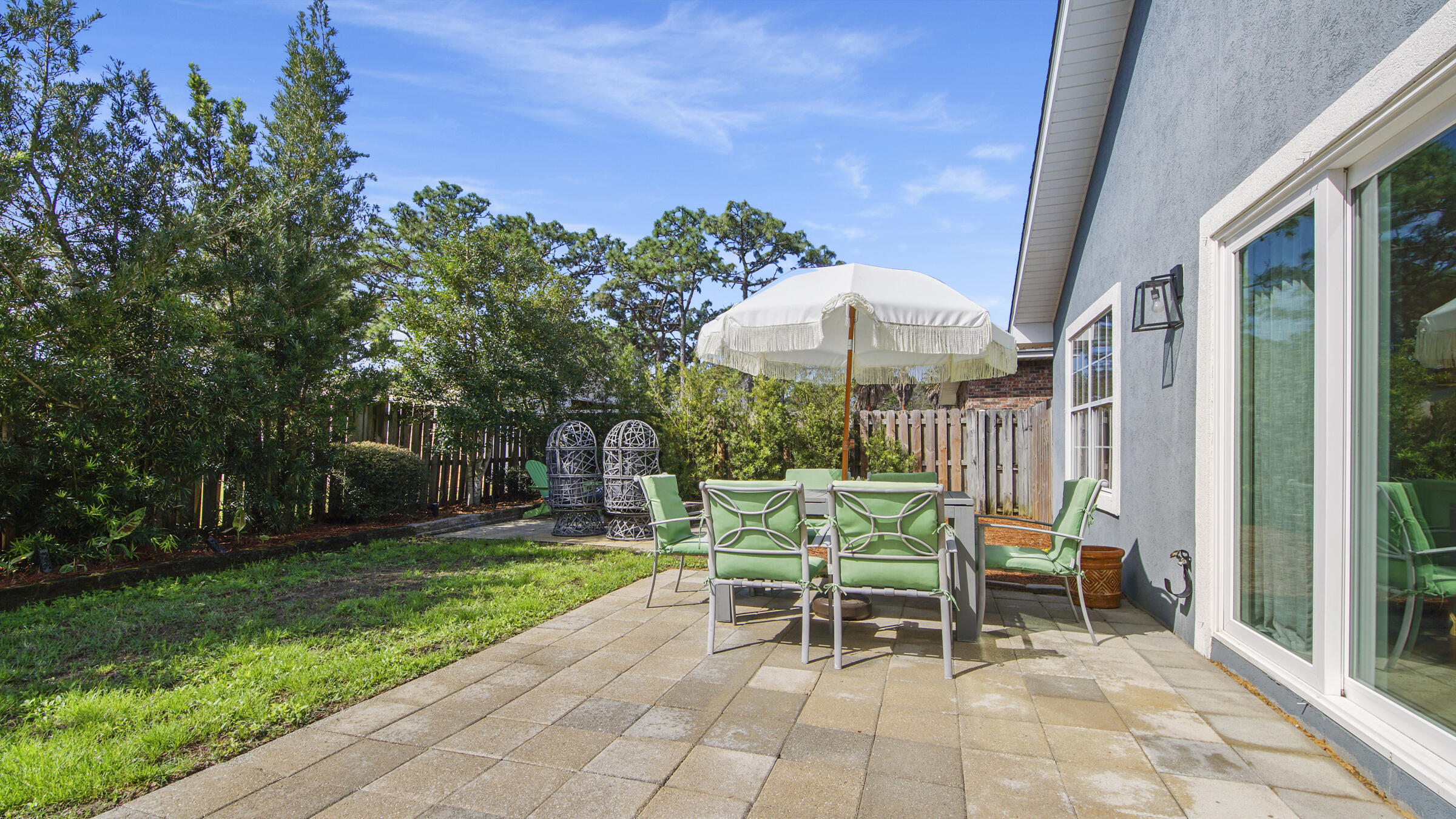 ESCADA - Residential